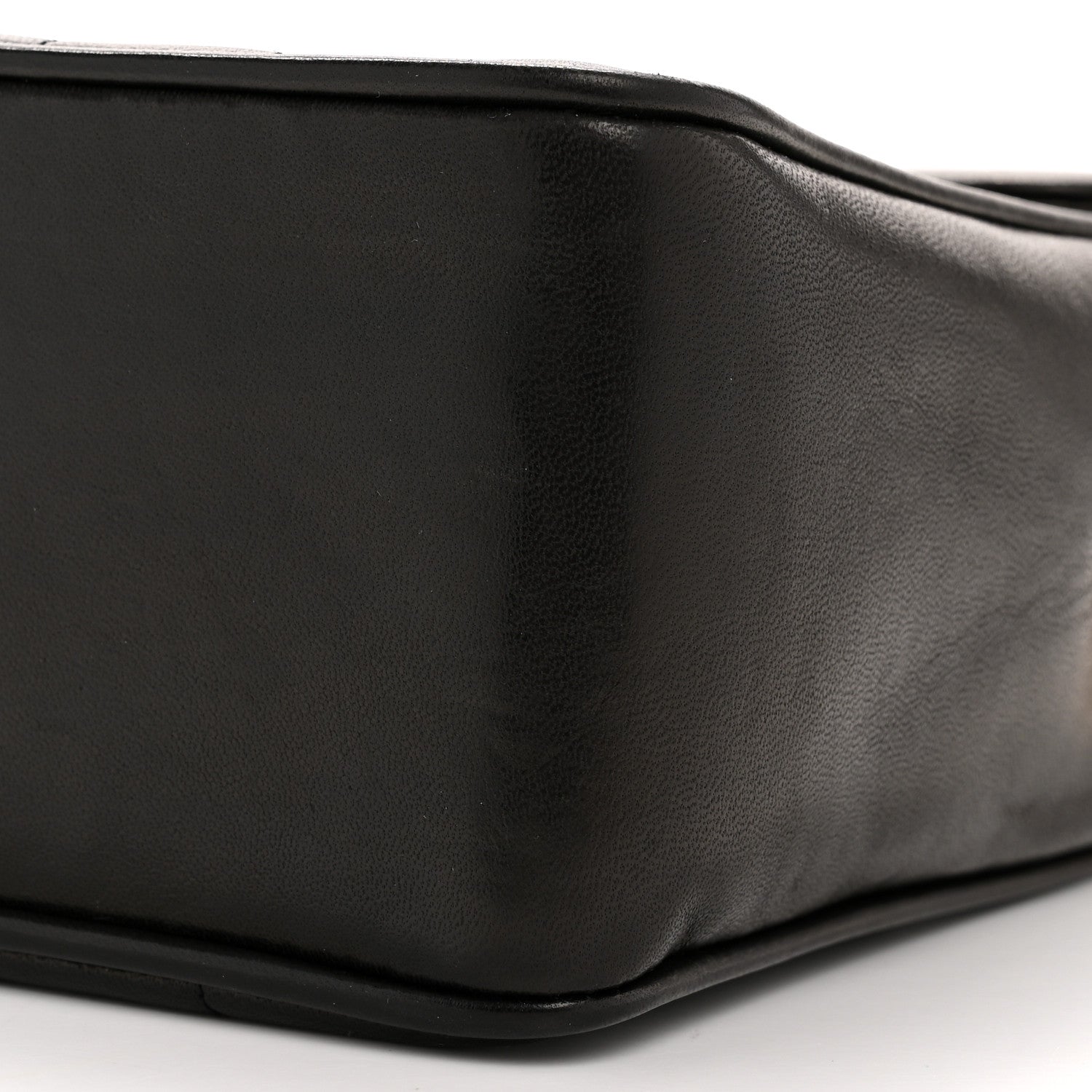 Lambskin Vertical Quilt Jumbo Single Flap Black