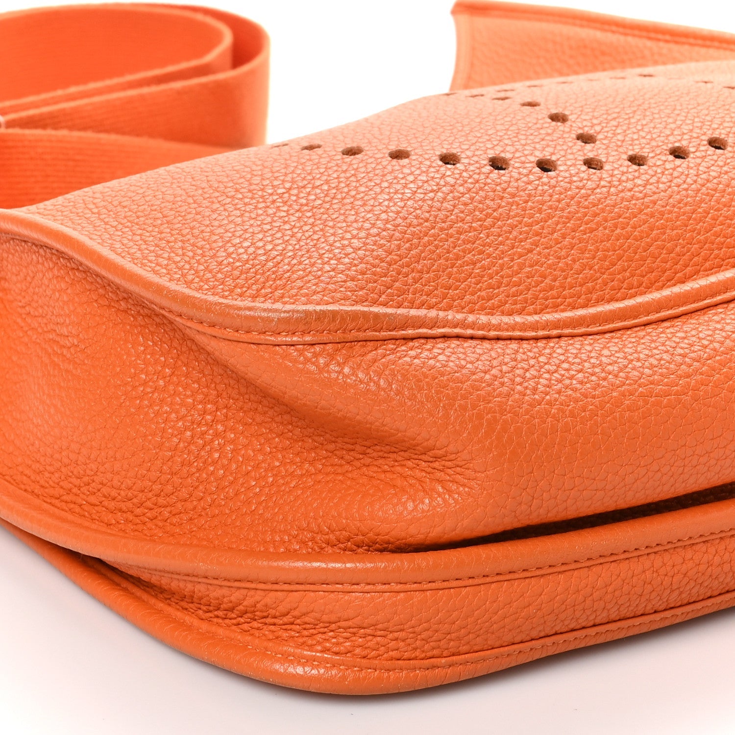 Taurillon Clemence Evelyne III GM Orange