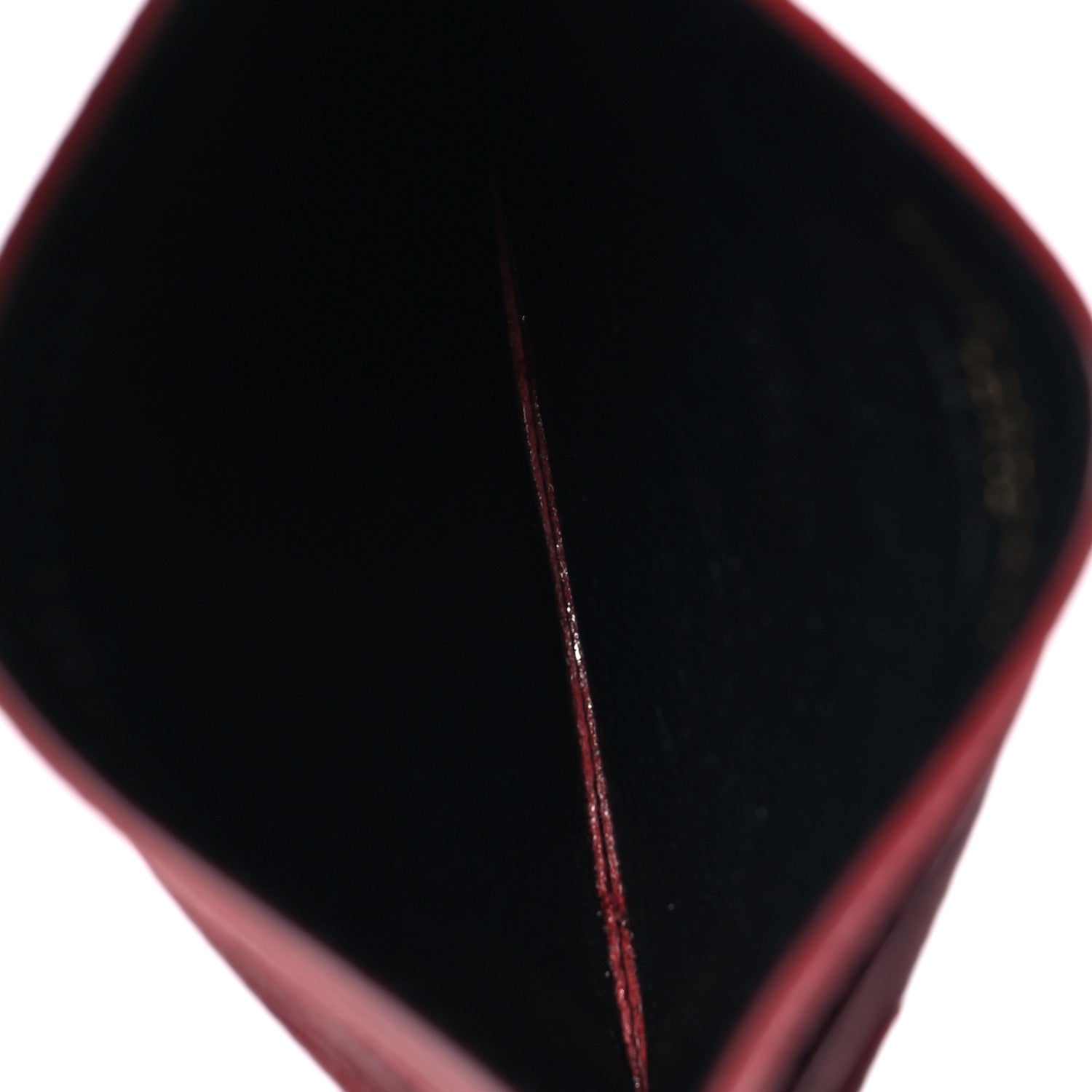 Grain De Poudre Matelasse Chevron Monogram Credit Card Case Palissandre