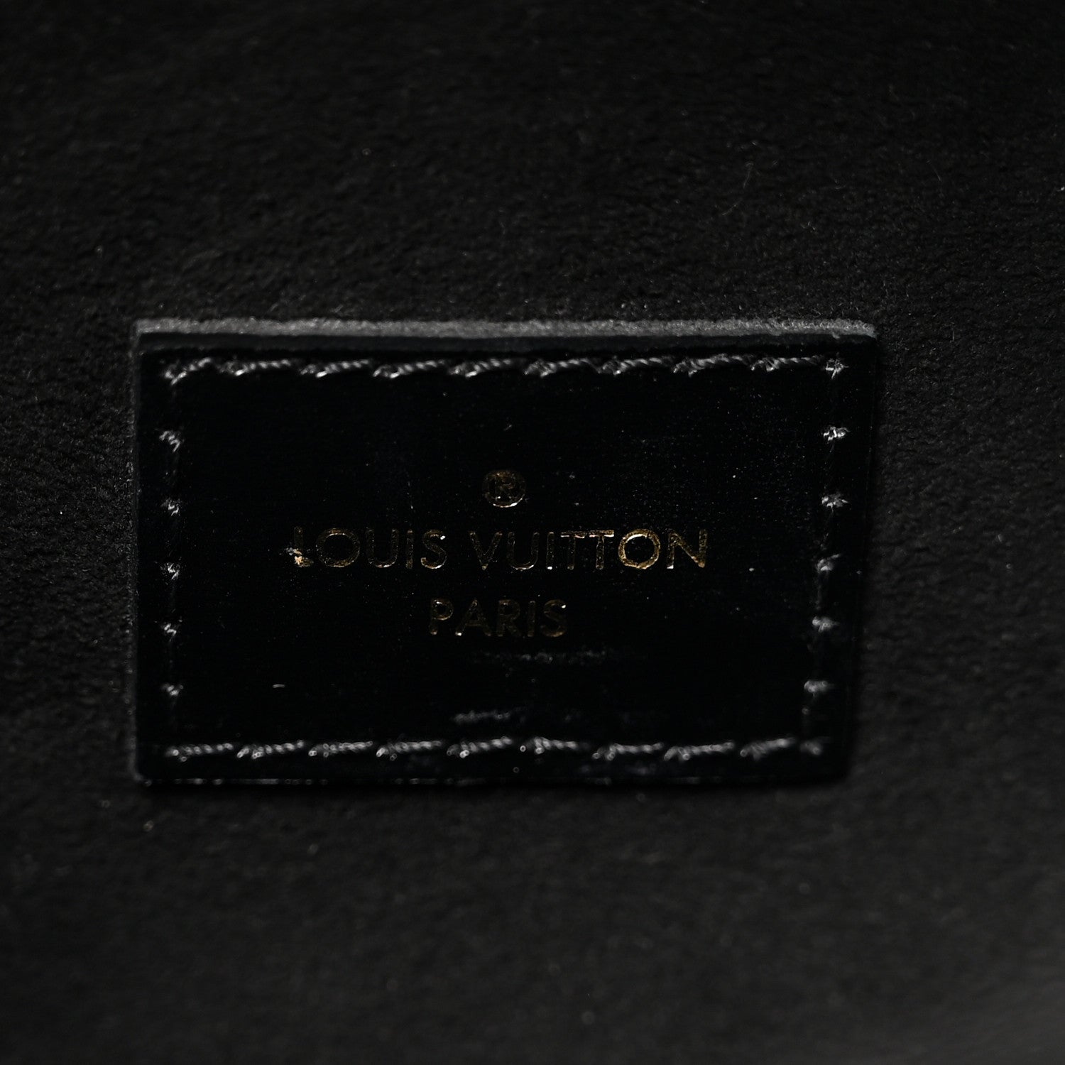 Reverse Monogram Pochette Metis