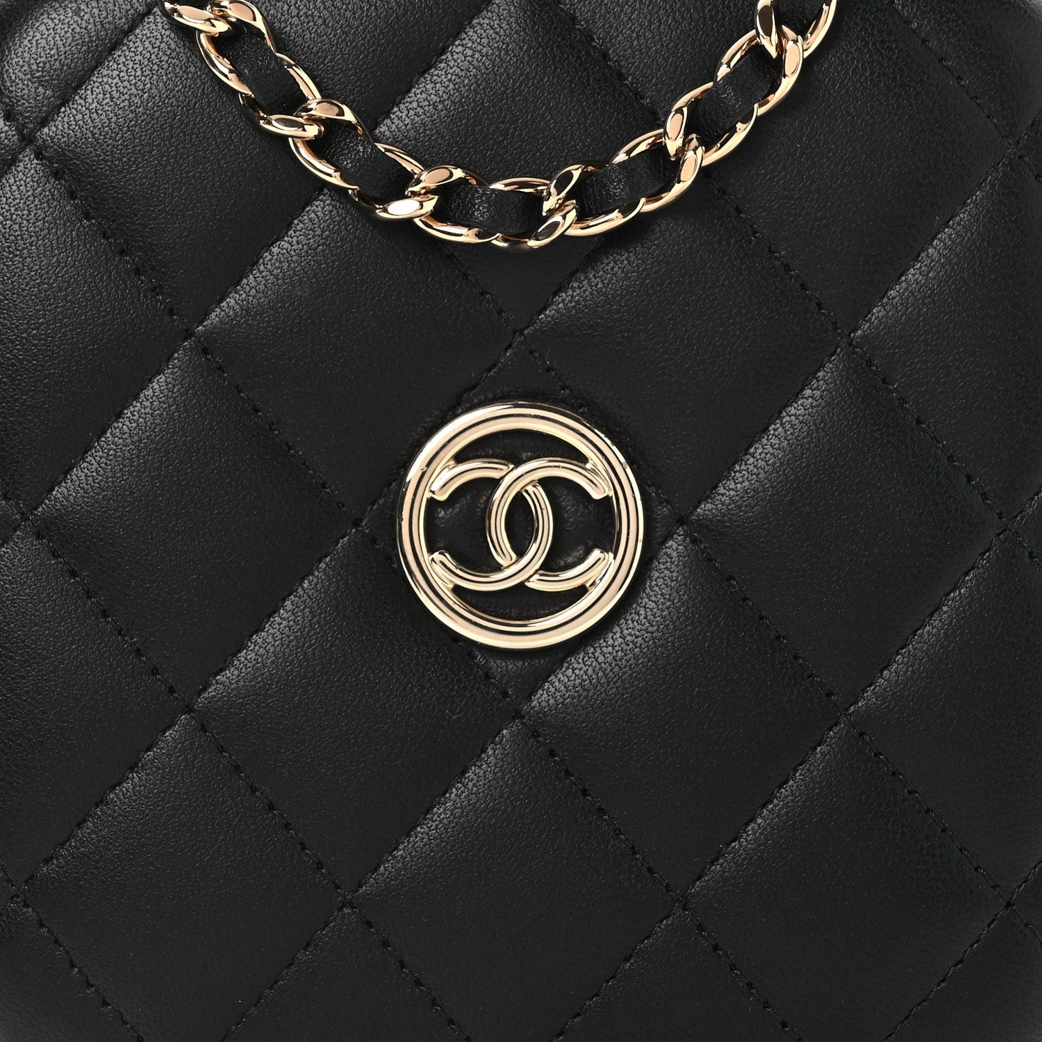Lambskin Quilted Compact Vanity Case Purse With Chain Black