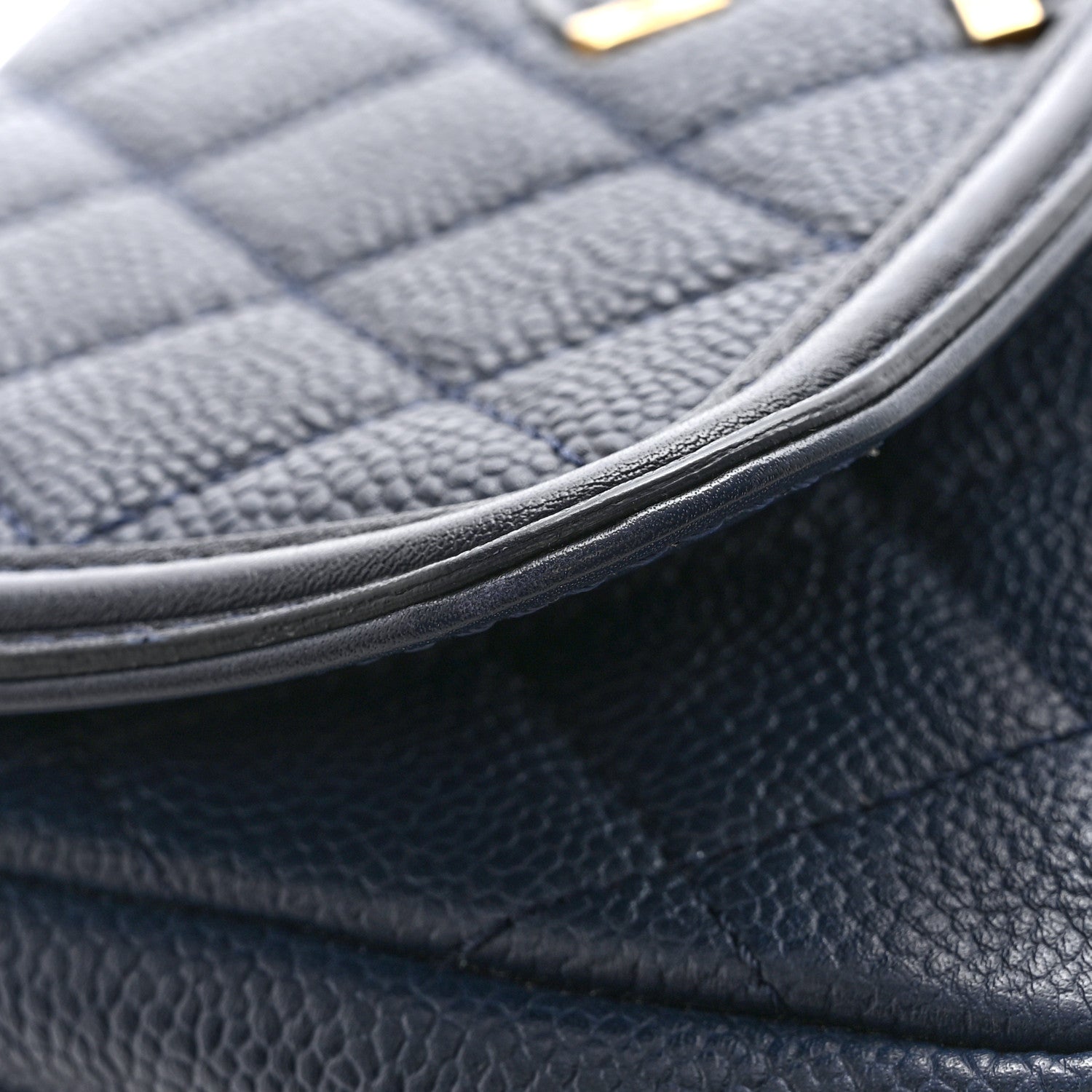 Caviar Quilted Small CC Filigree Flap Navy