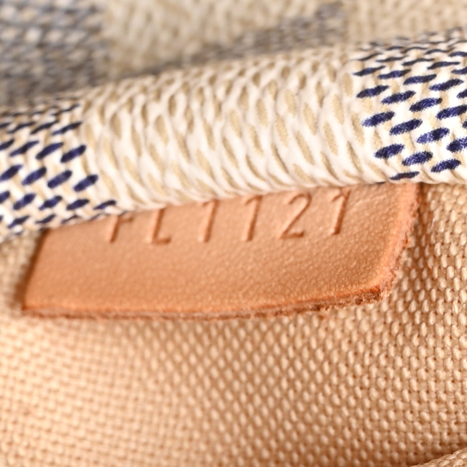 Damier Azur Totally PM