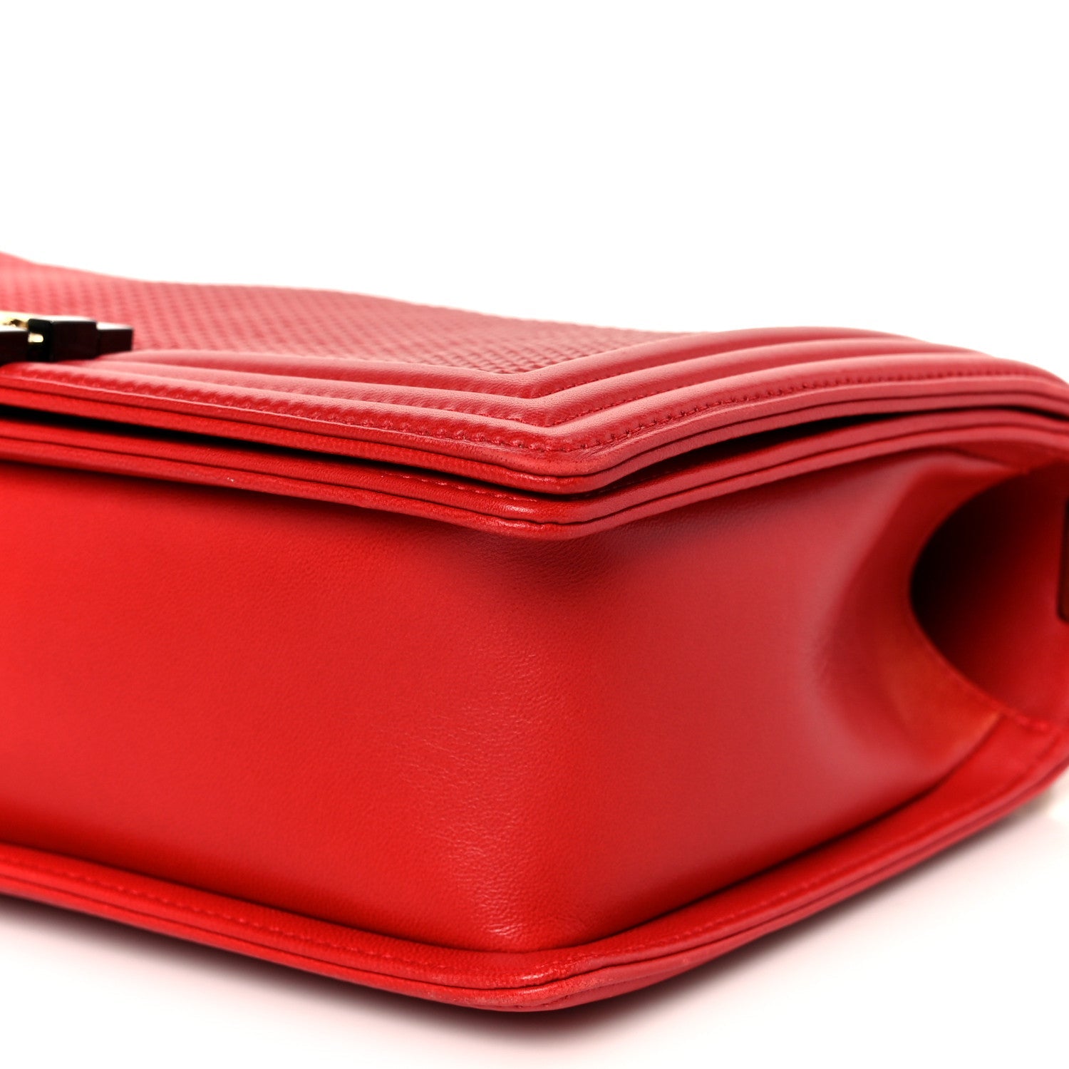 Lambskin Embossed New Medium Boy Cube Flap Red