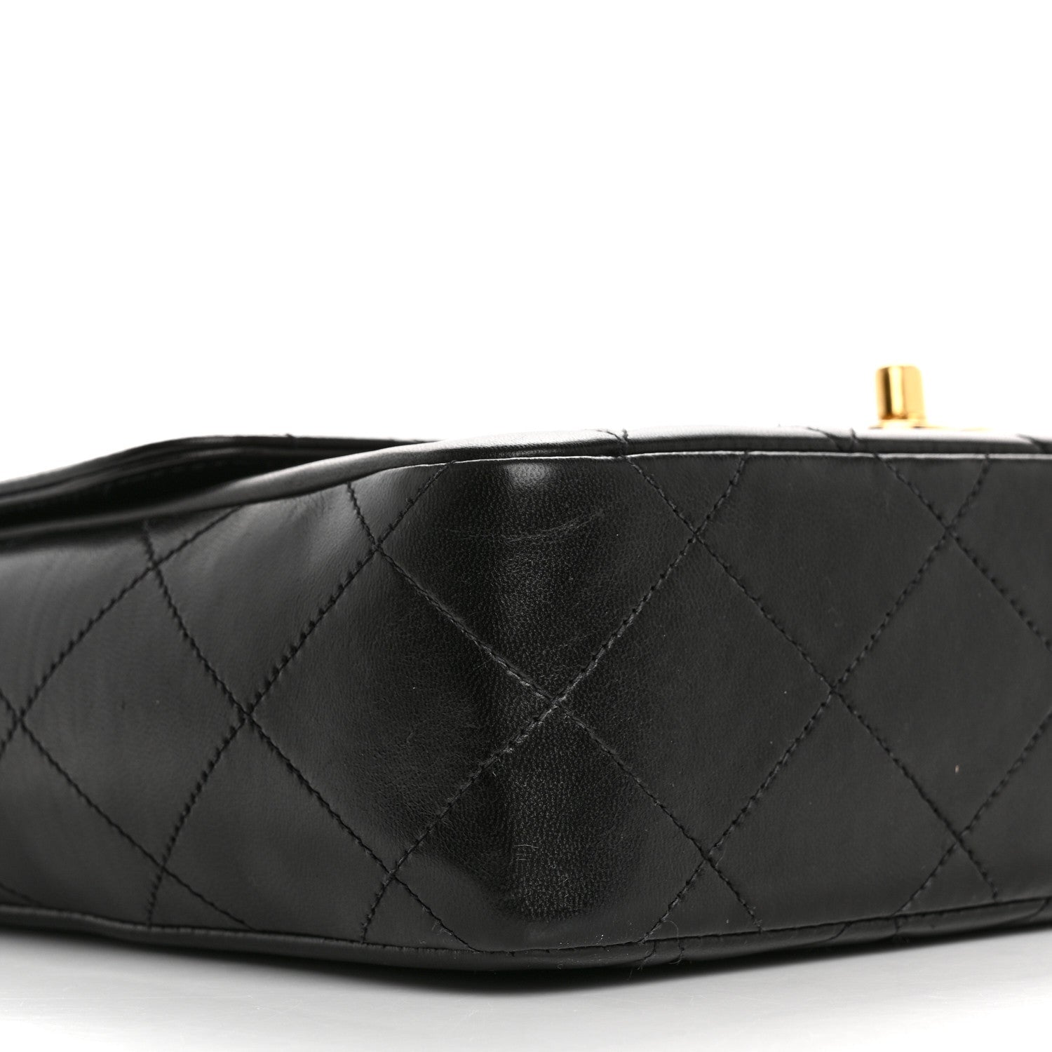 Lambskin Quilted Medium Single Flap Black