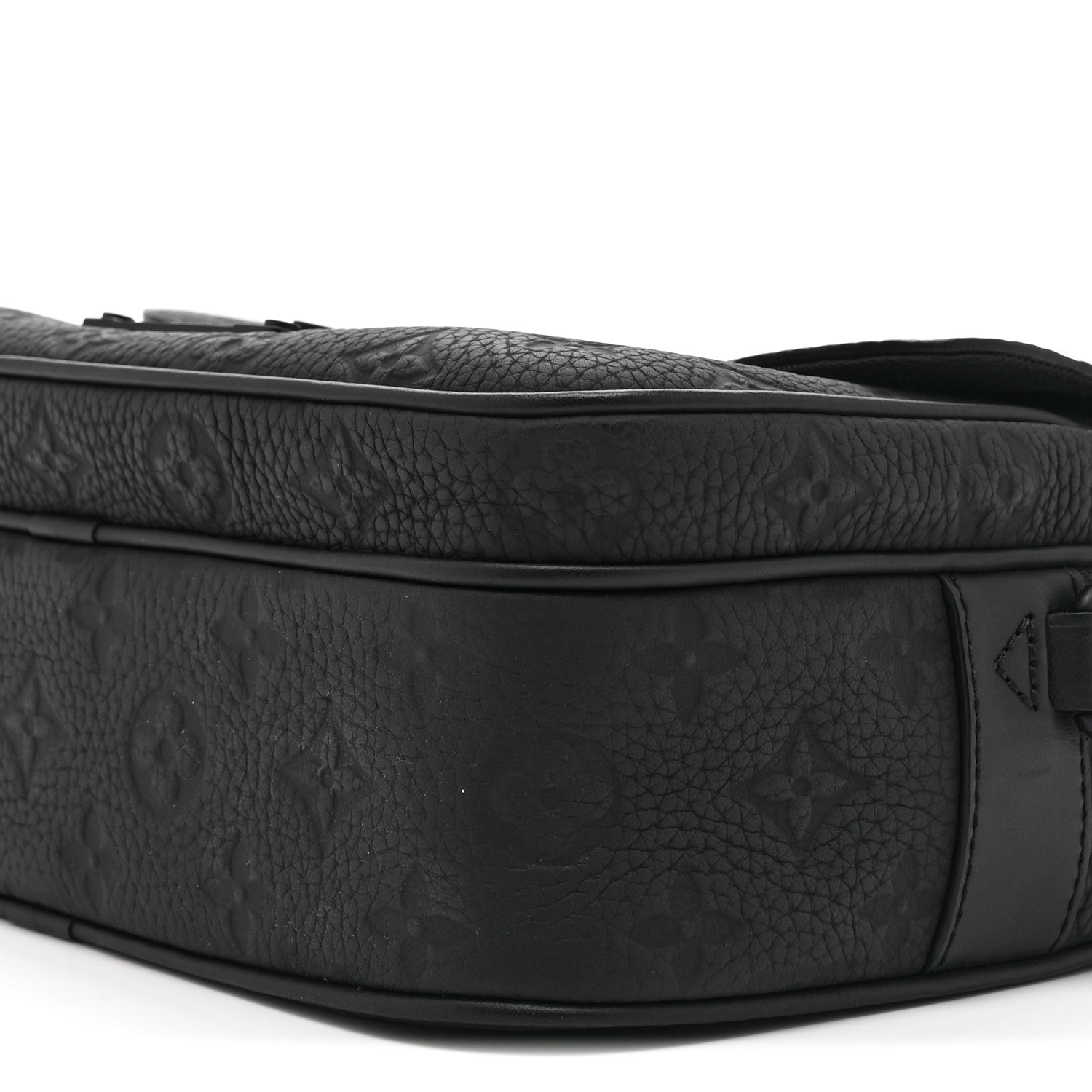 Taurillon Monogram S Lock Messenger Black