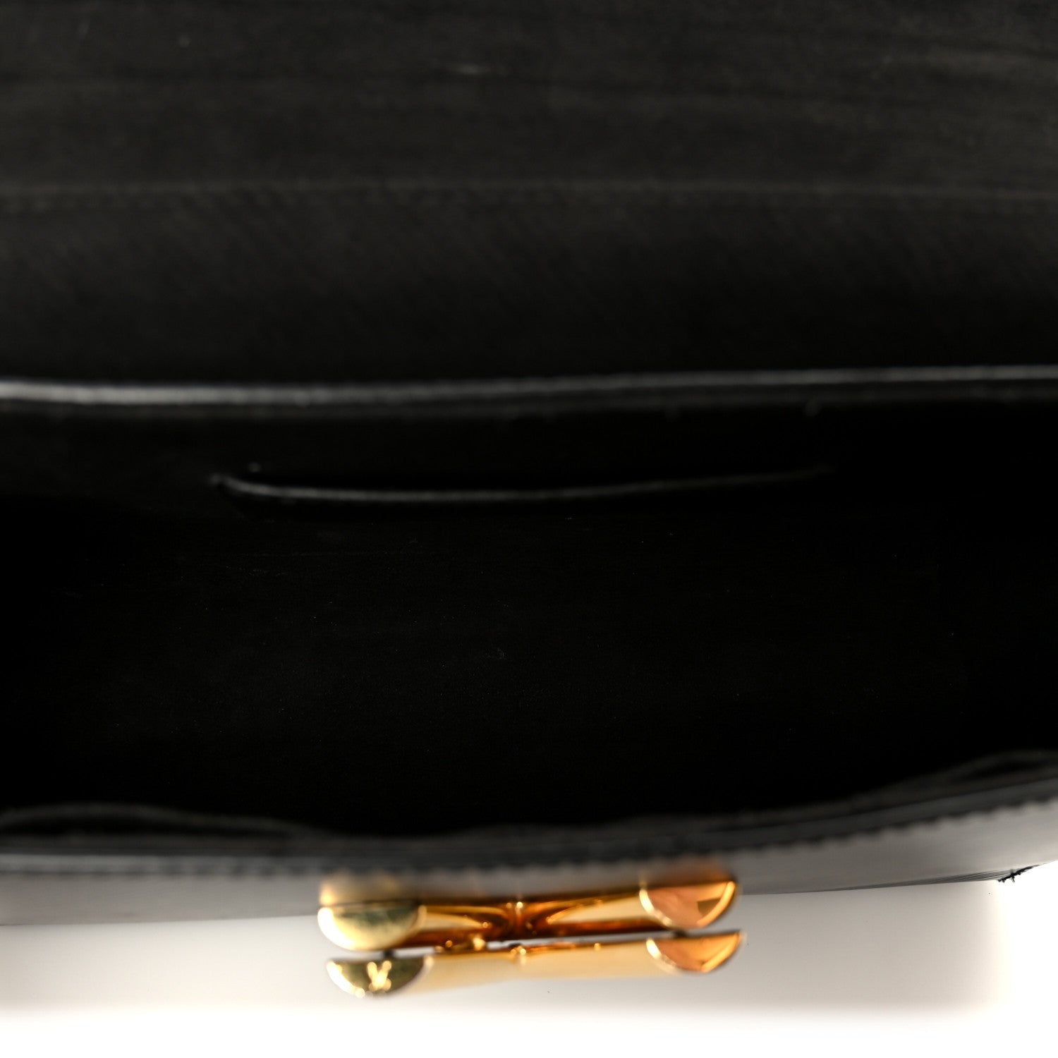 Epi Twist Shoulder Bag MM Black