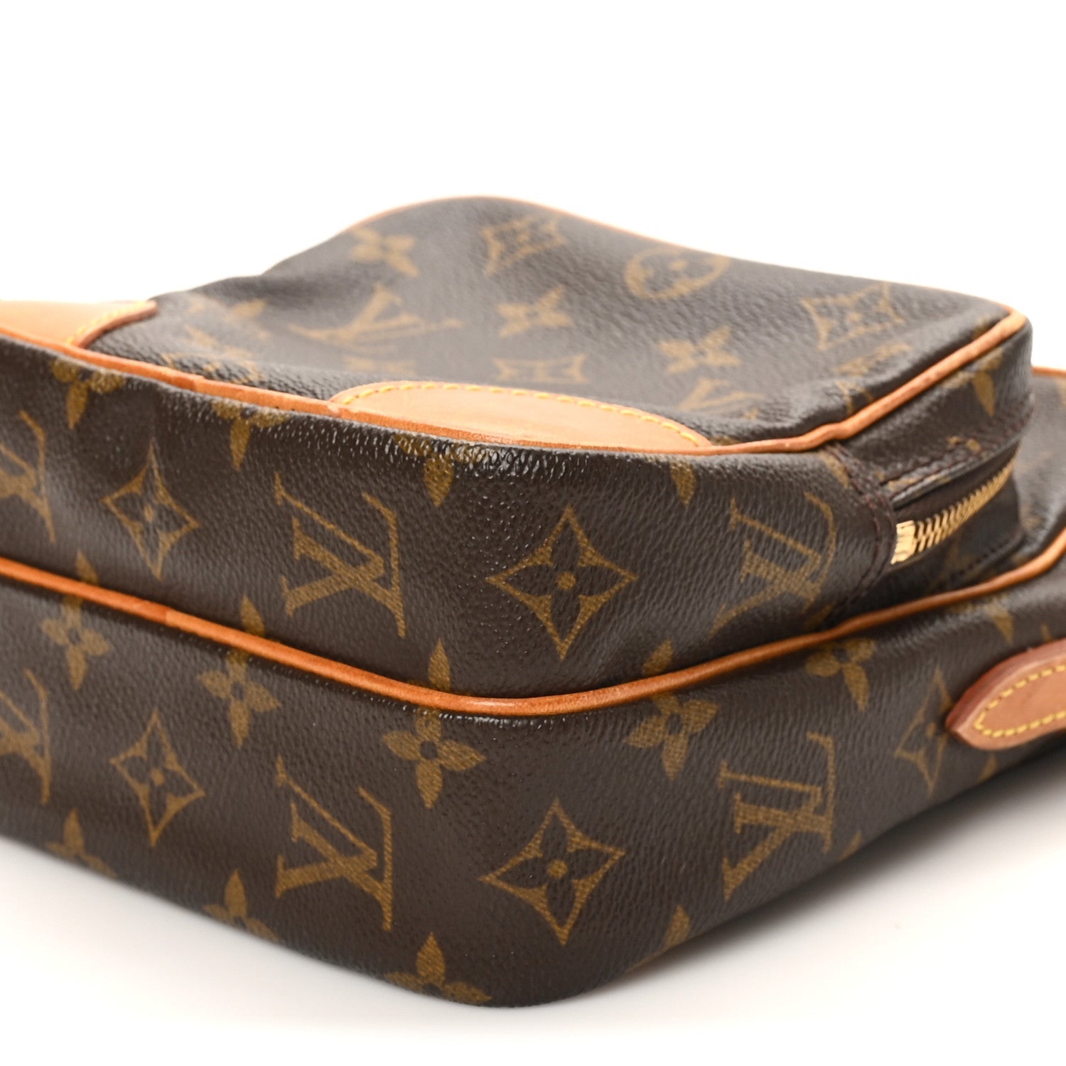 Monogram Amazone