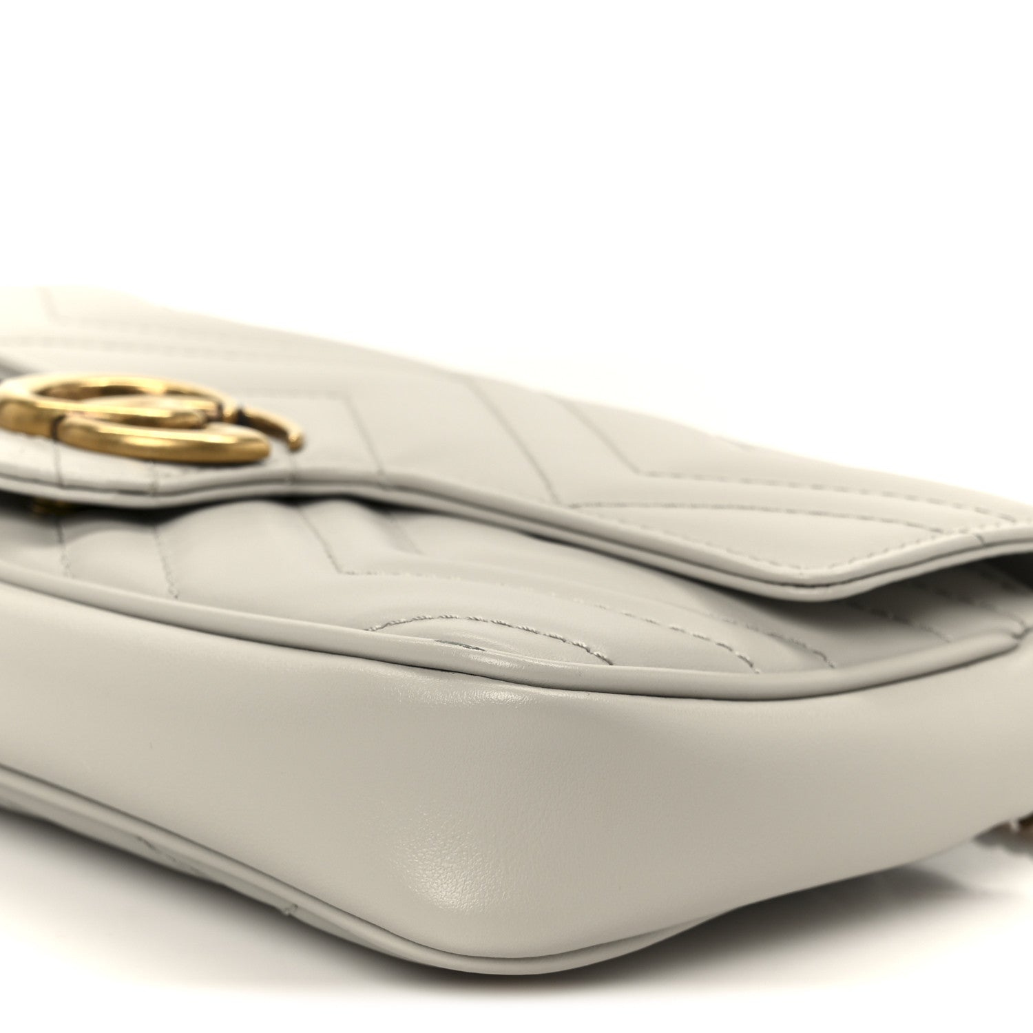 Calfskin Matelasse Mini GG Marmont Shoulder Bag With Card Holder White Light Grey