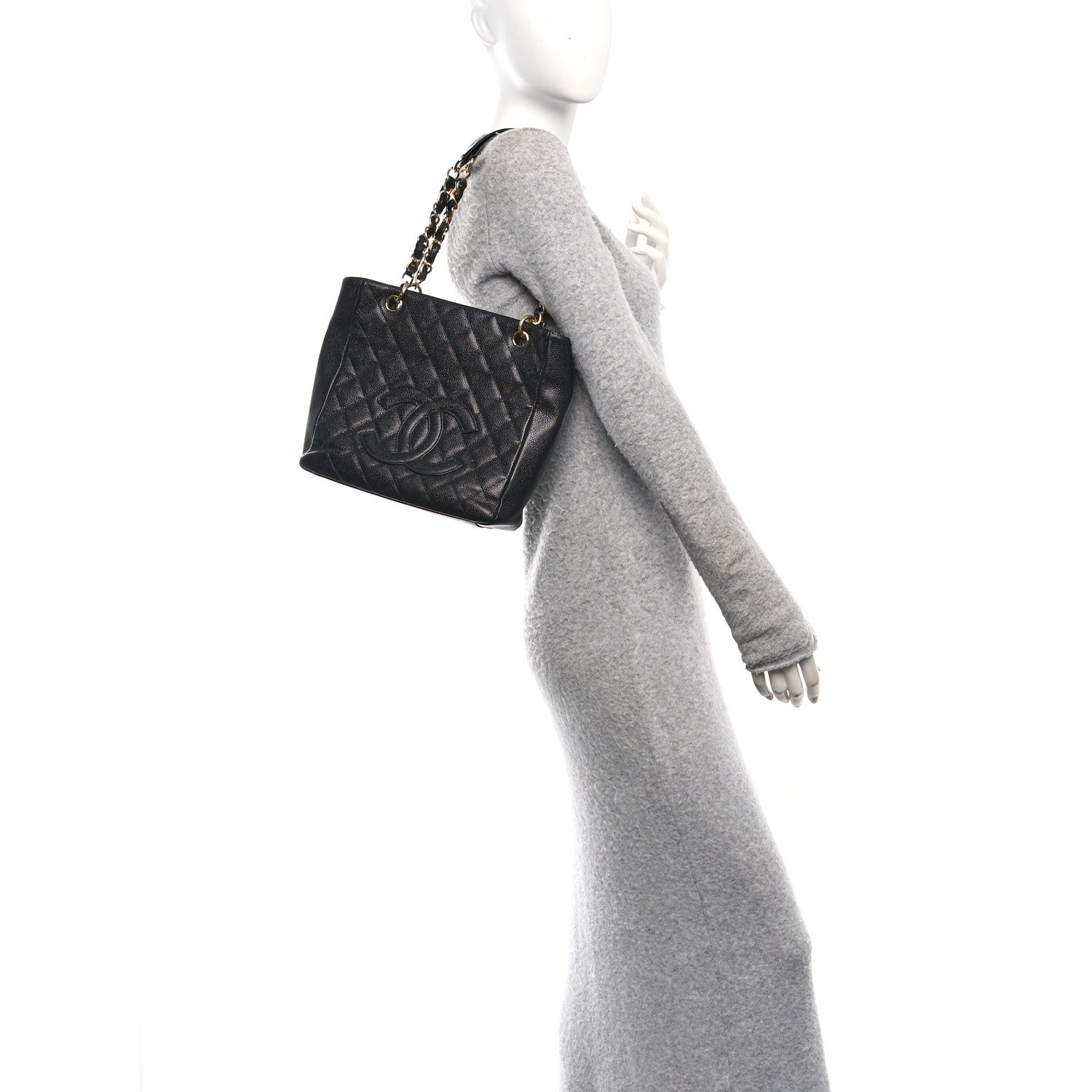 Caviar Quilted Petit Shopping Tote PST Black