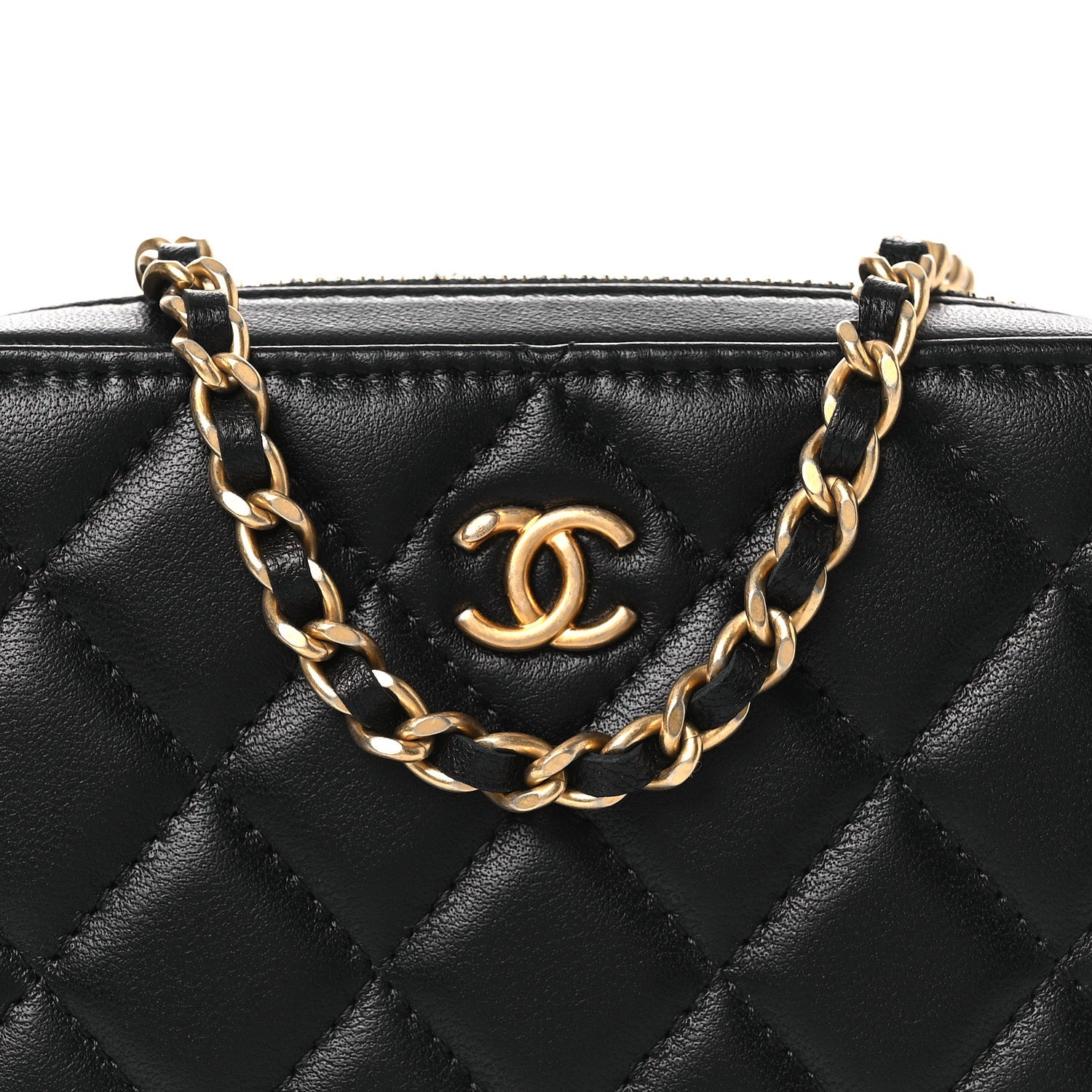 Lambskin Quilted CC Pearl Crush Camera Case Black