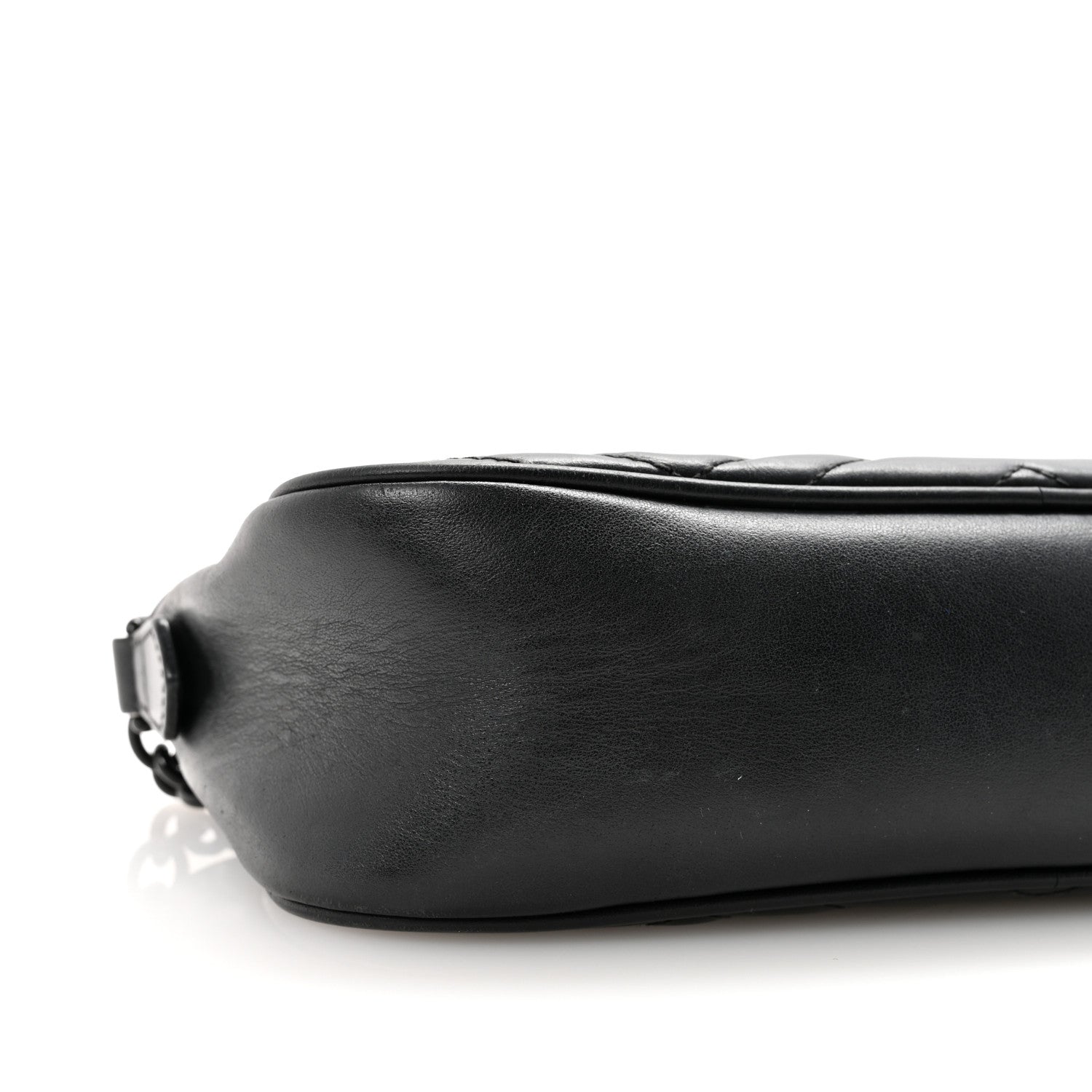Calfskin Matelasse Monochrome Small GG Marmont Chain Shoulder Bag Black
