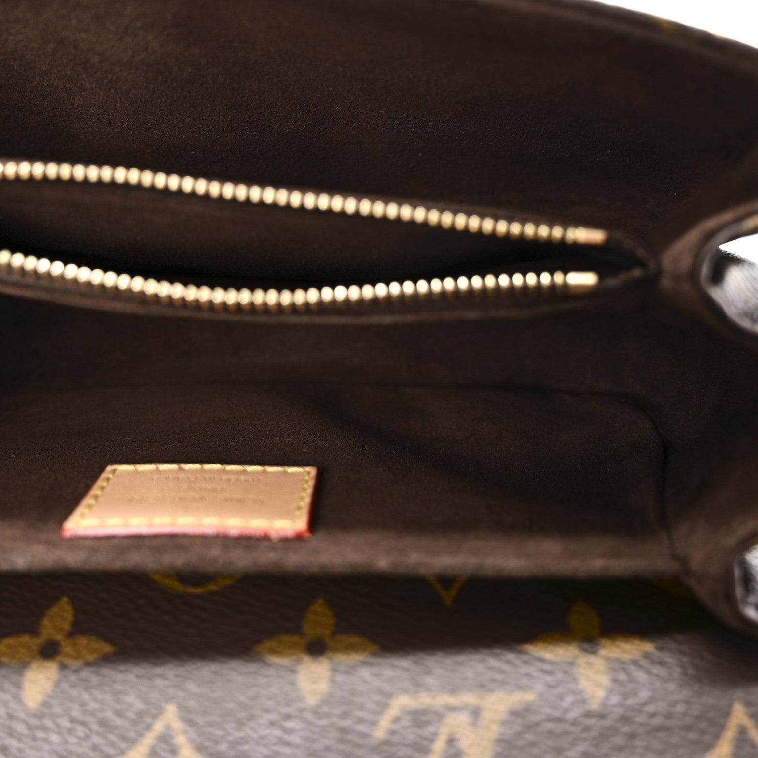 Monogram Pochette Metis East West