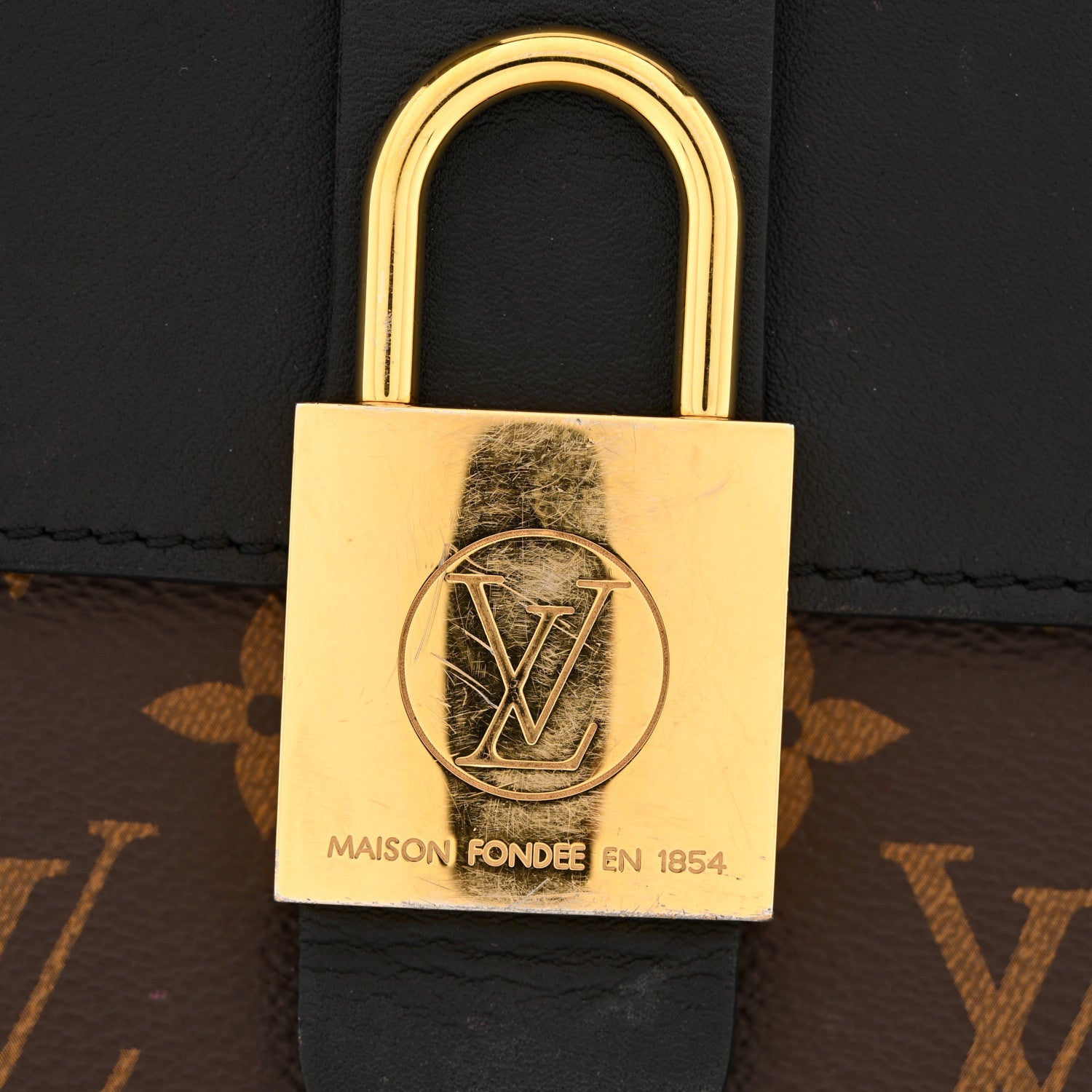 Monogram Locky BB Black