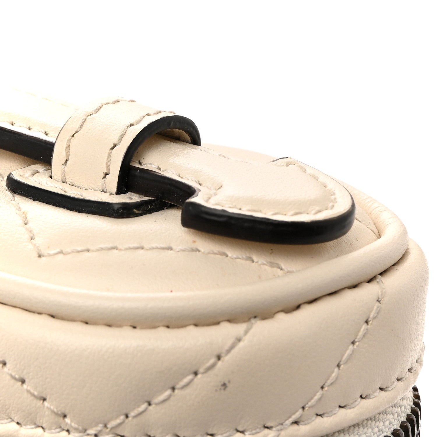 Calfskin Matelasse Chevron Mini GG Marmont Top Handle Bag Mystic White