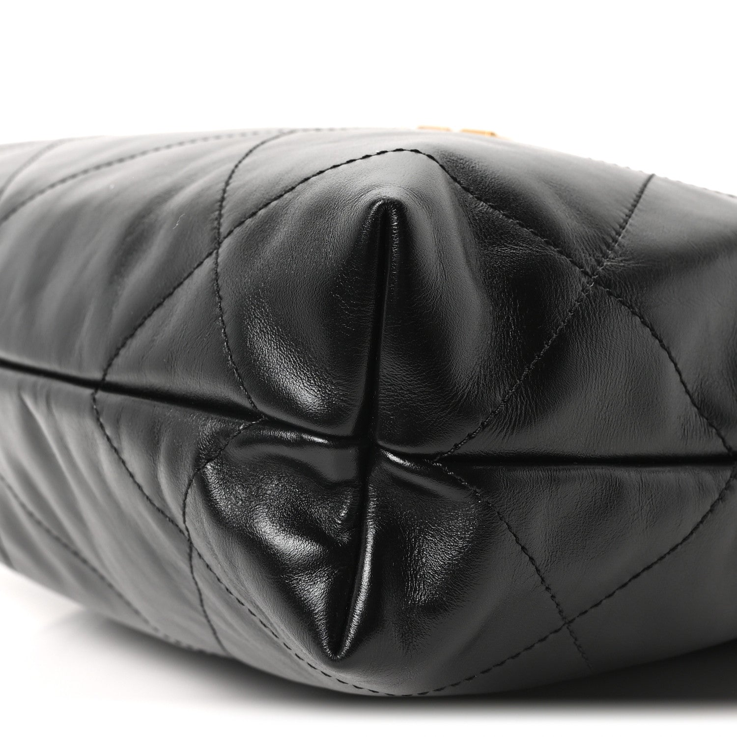 Shiny Calfskin Quilted Small Chanel 22 Black