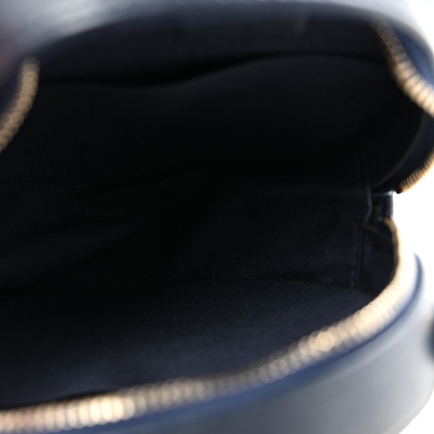 Lambskin Quilted Chain Around CC Round Clutch With Chain Navy