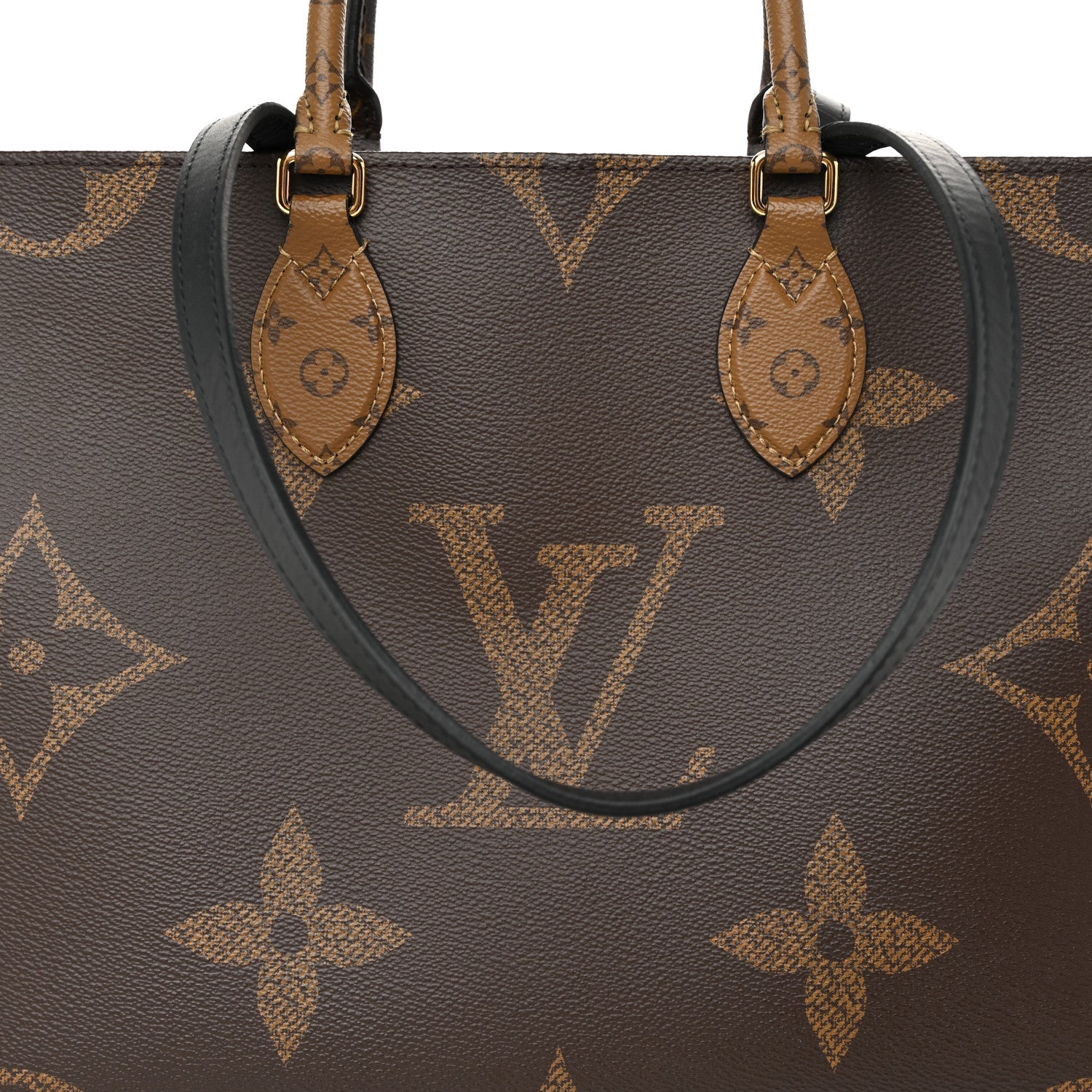 Reverse Monogram Giant Onthego MM