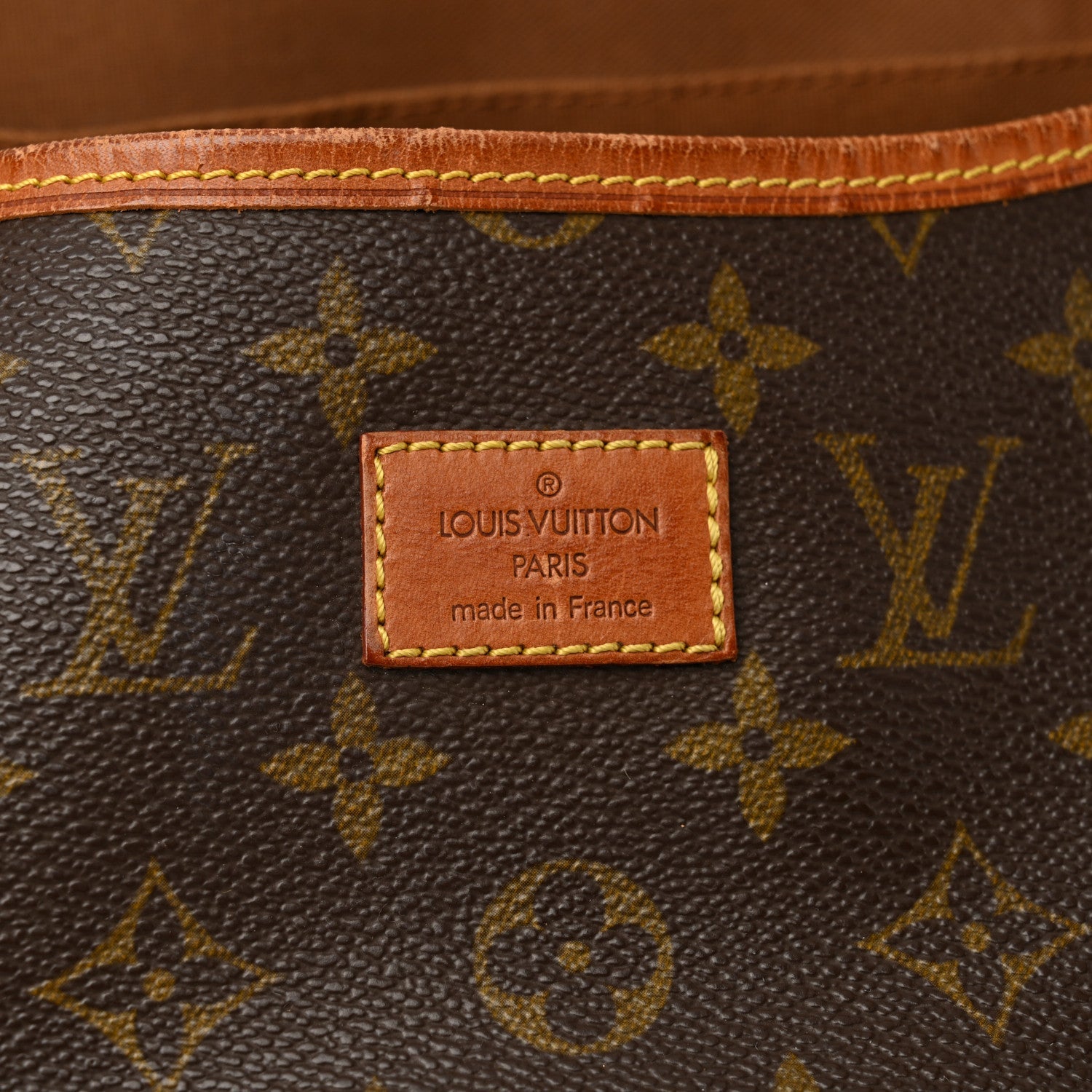 Monogram Saumur 35