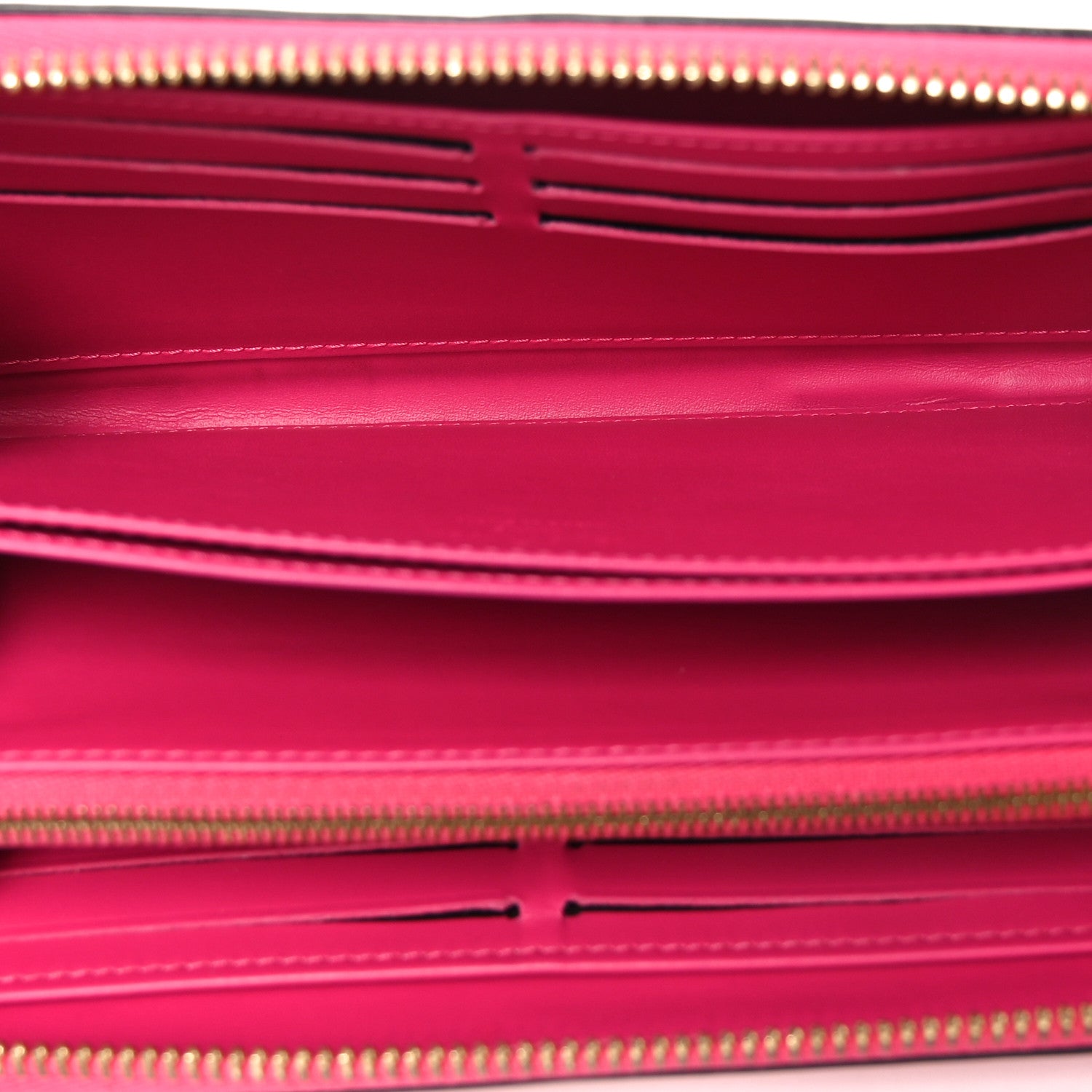Vernis Valentine Zippy Wallet Fuchsia