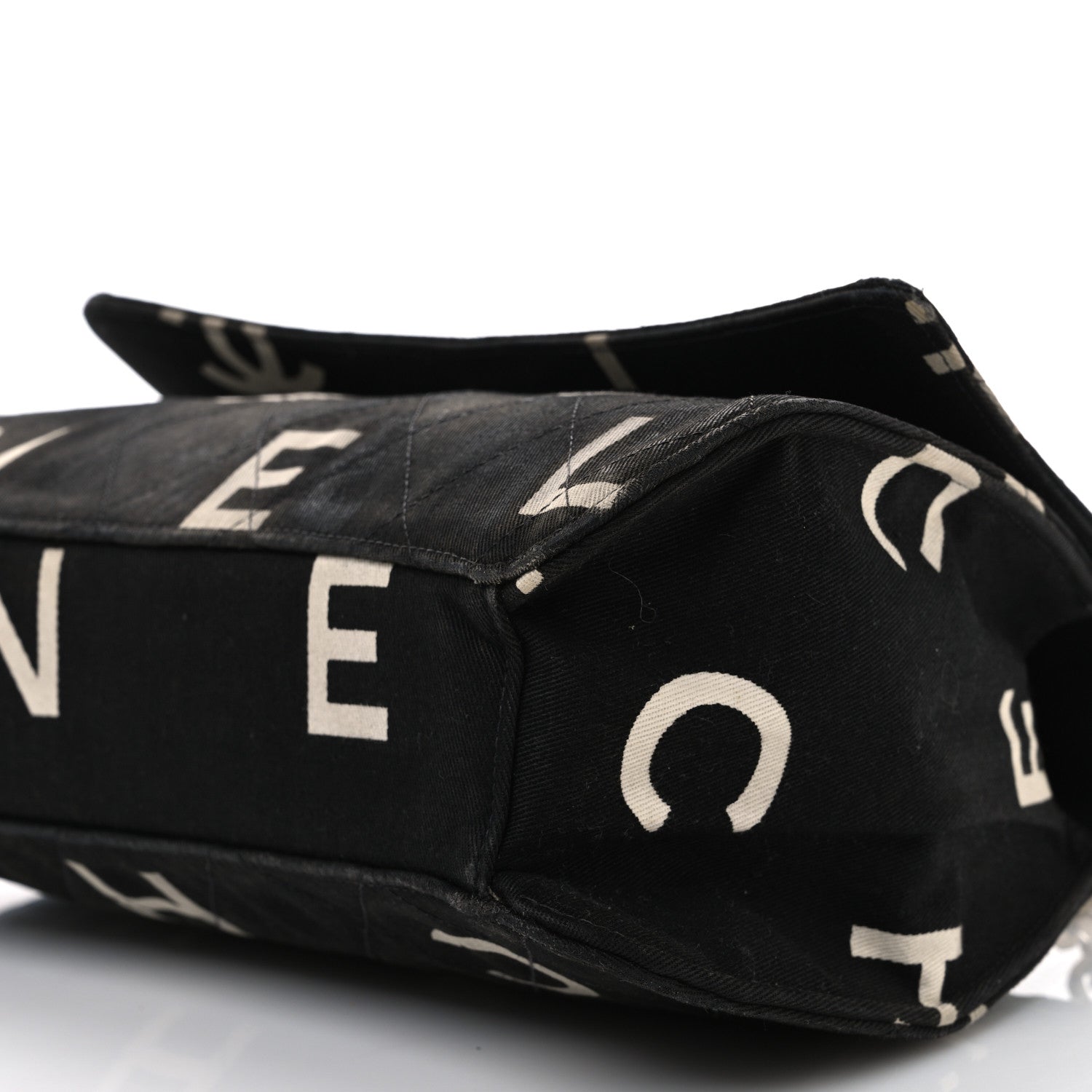 Canvas Quilted Letter Printed Flap Black