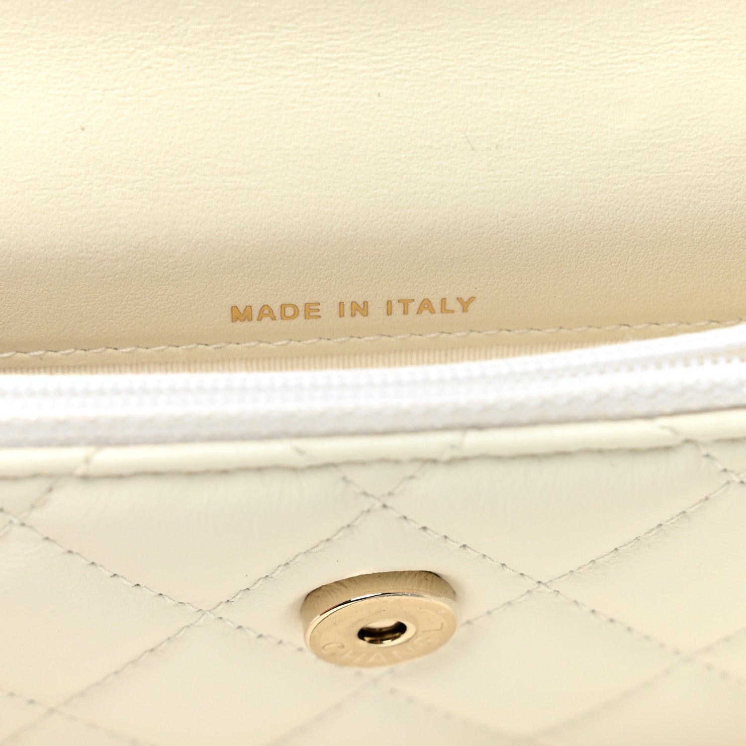 Calfskin Quilted Maxi Pearls Clutch With Chain  White