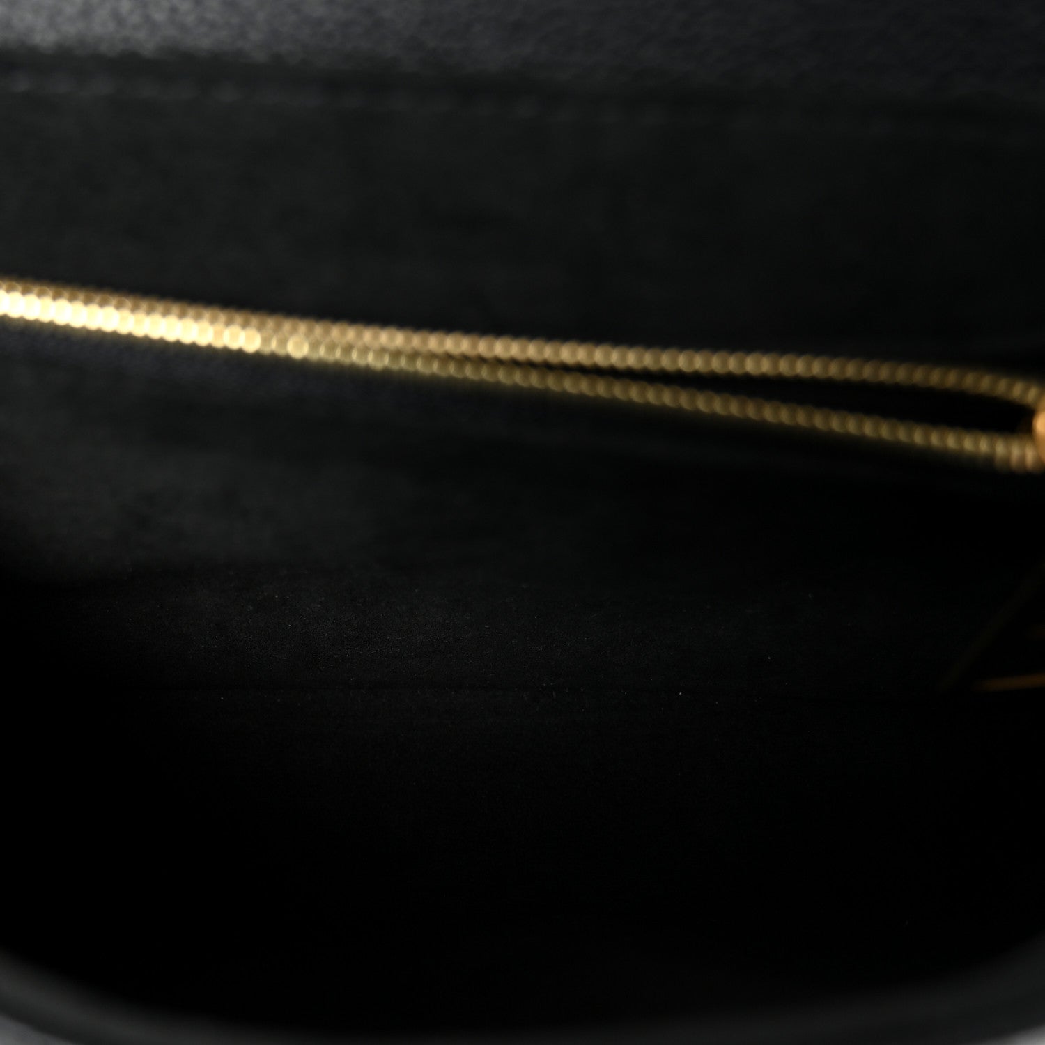 Empreinte Monogram Giant Madeleine BB Black