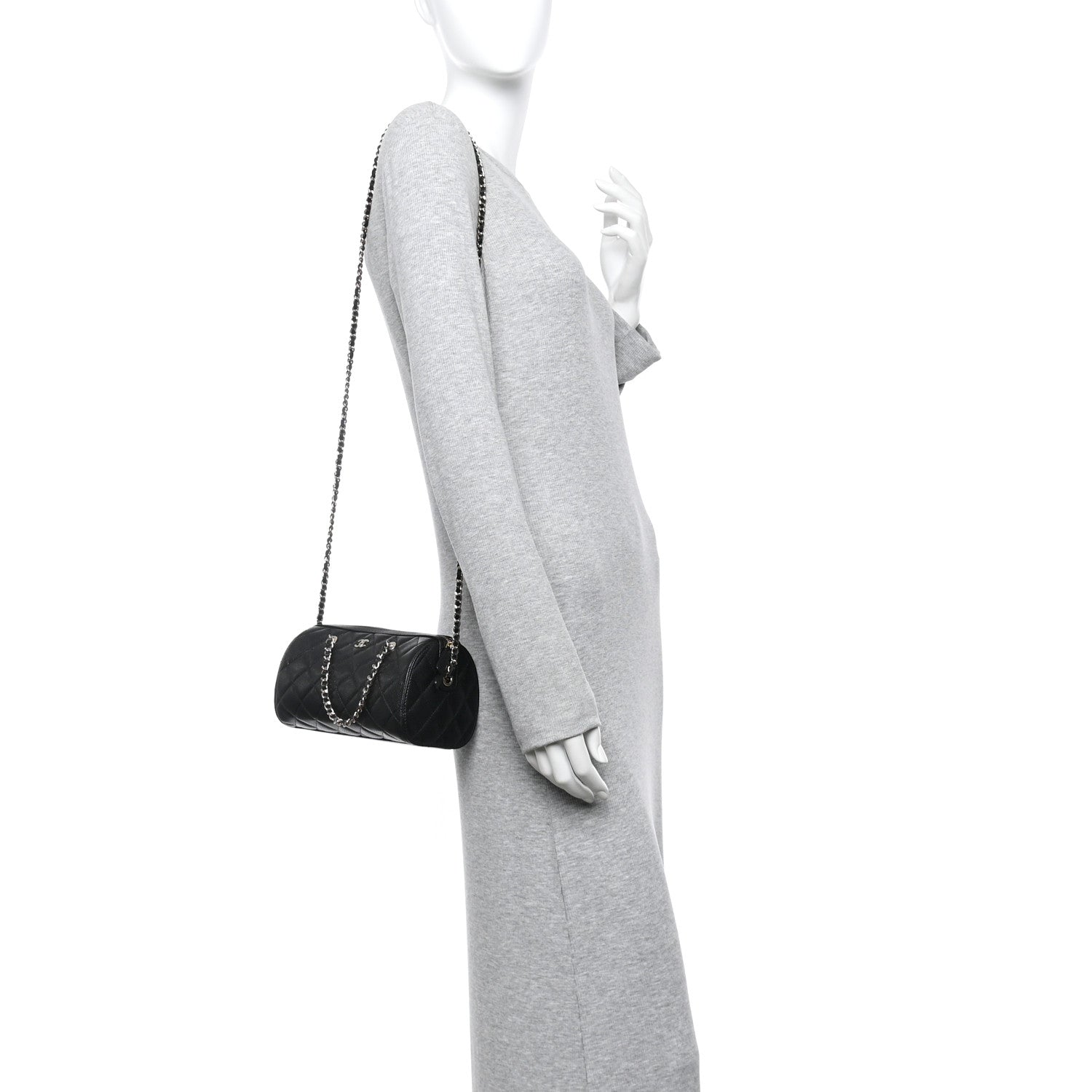 Caviar Quilted Barrel Clutch With Chain Black