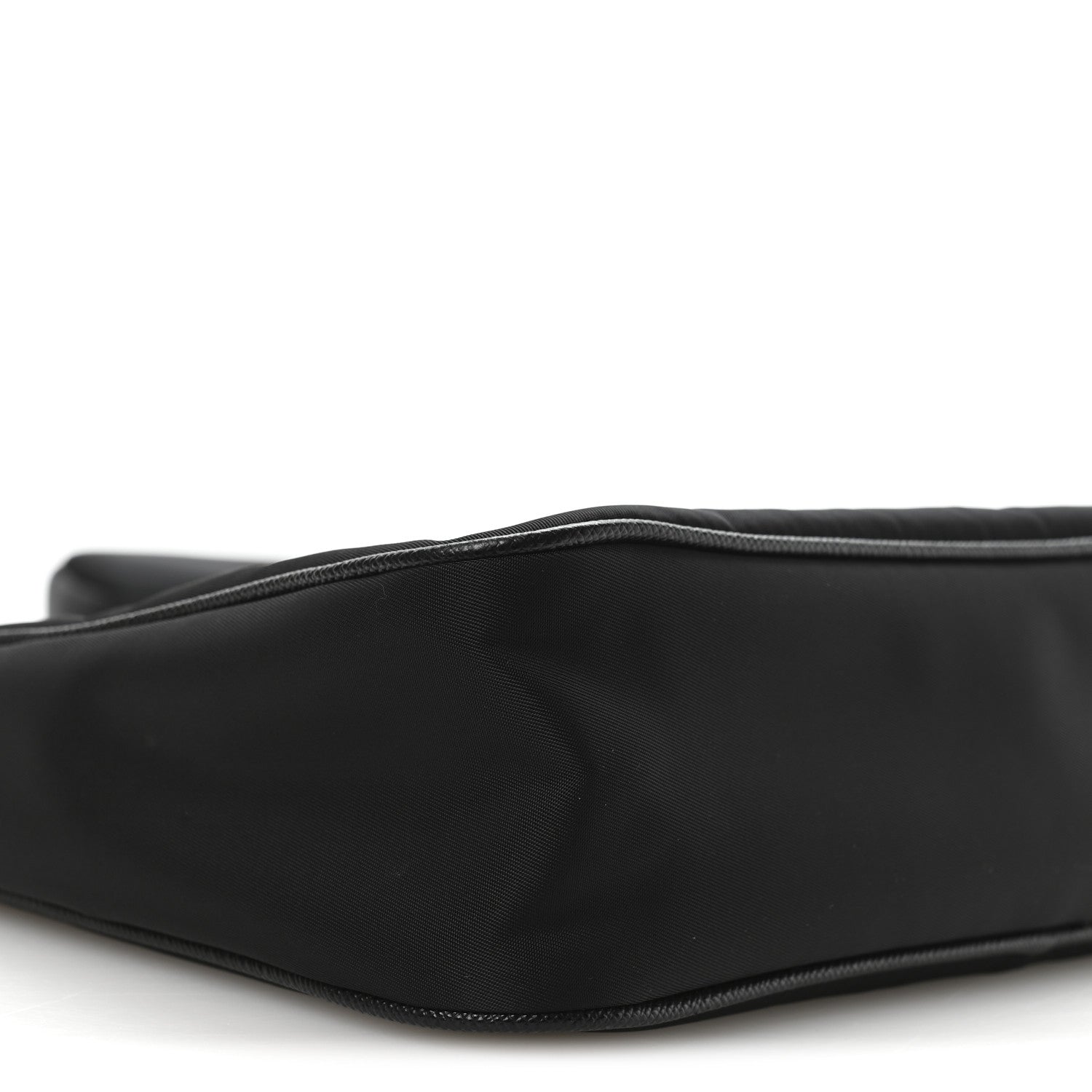Re-Nylon Saffiano Re-Edition 2005 Shoulder Bag Black