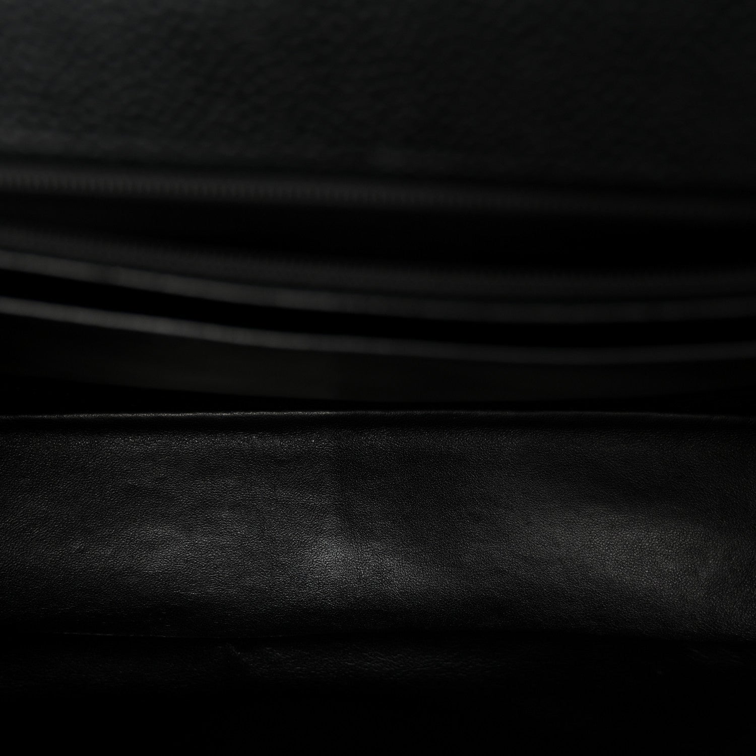 Caviar Quilted Jumbo Single Flap Black