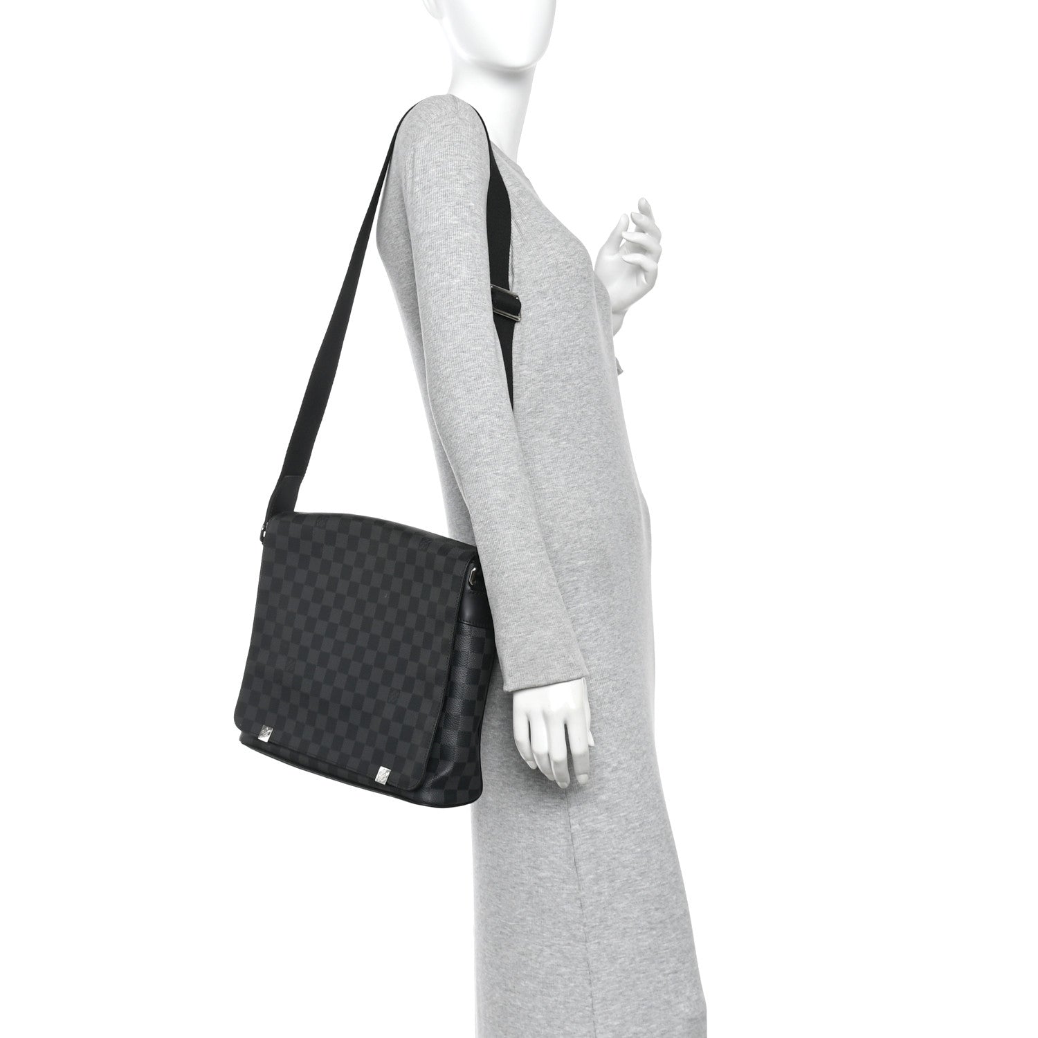 Damier Graphite District MM