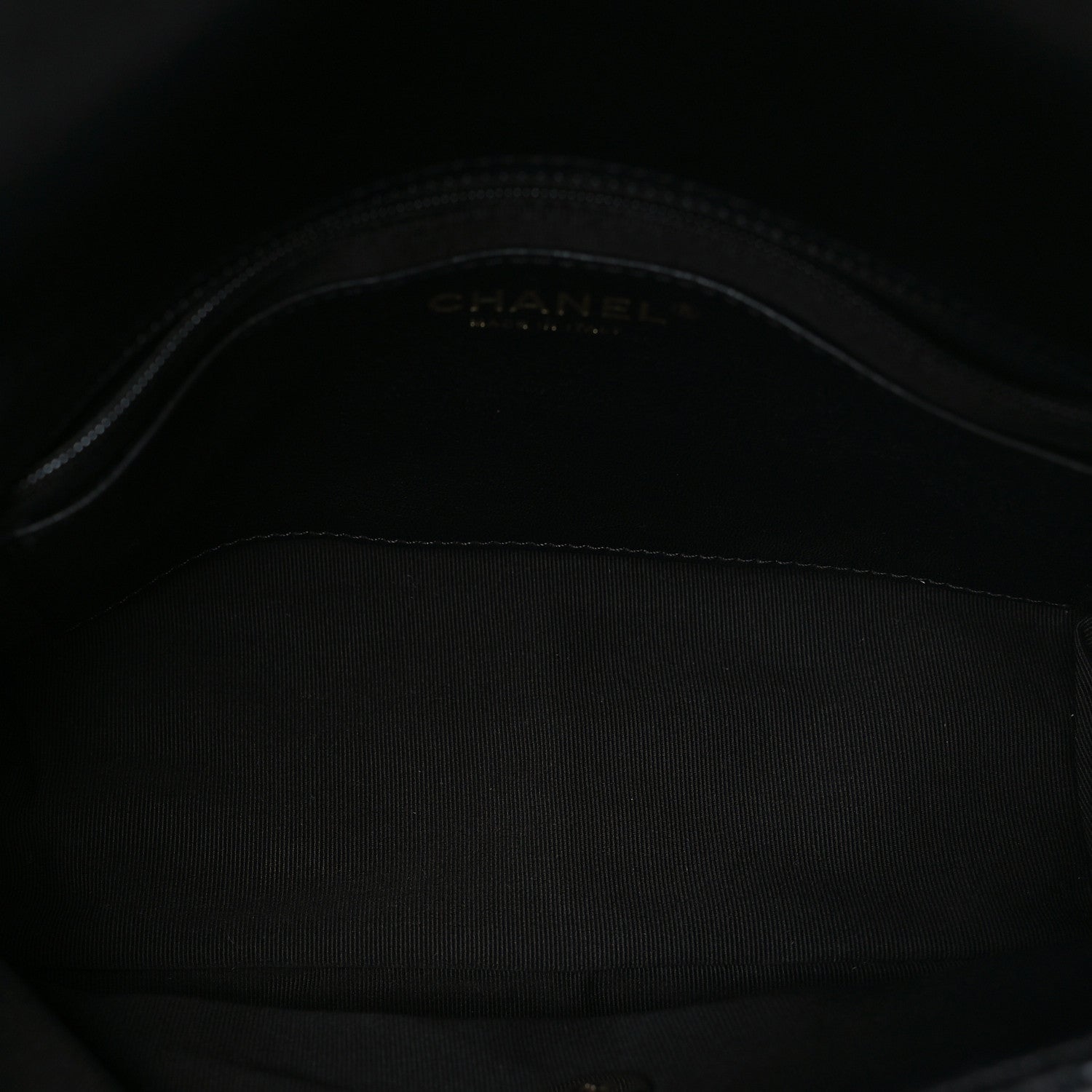 Lambskin Quilted Enamel CC Chain Frame Flap Black