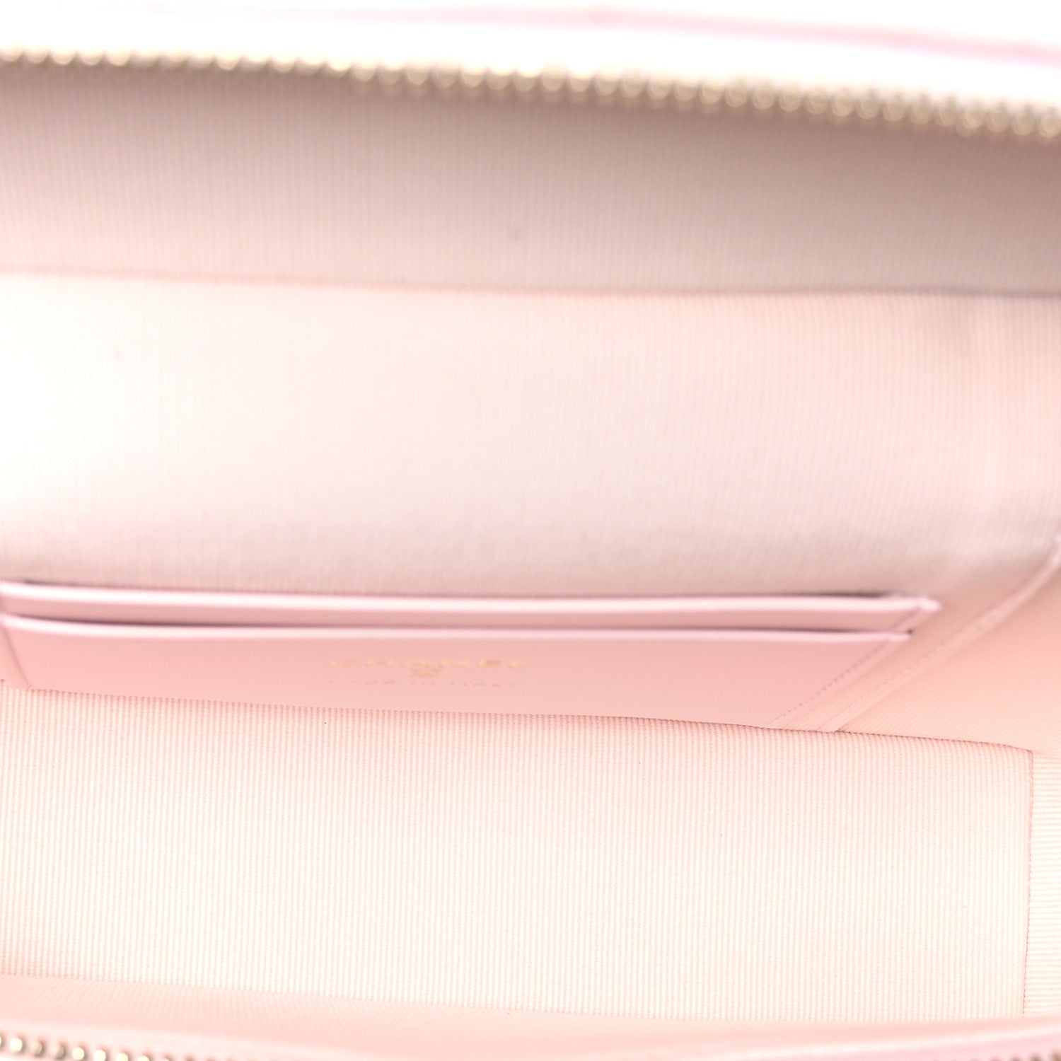Caviar Quilted Top Handle Slim Vanity With Chain Light Pink