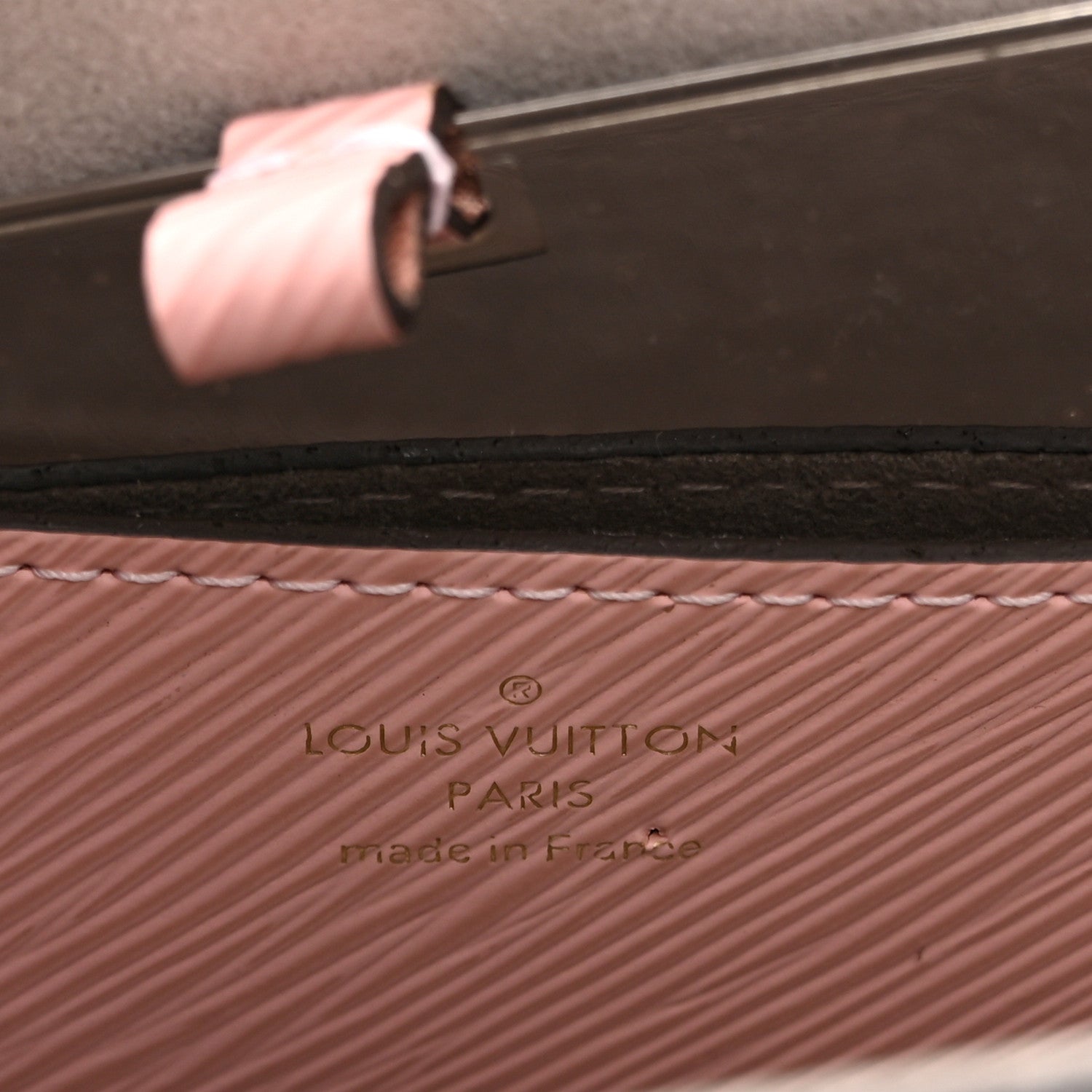 Epi Couture’s Flower Twist Shoulder Bag MM Rose Ballerine