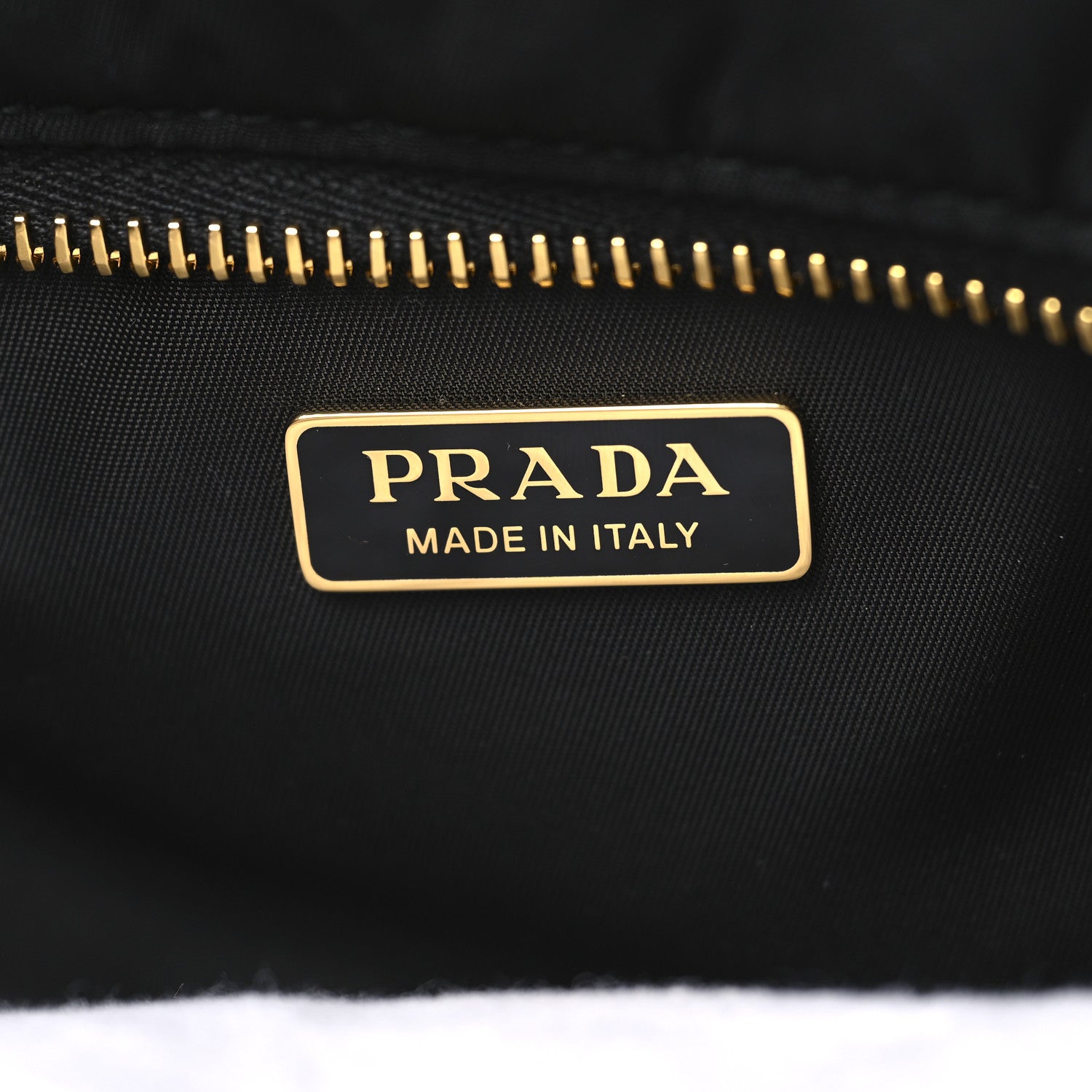 Re-Nylon Medium Explore Shoulder Bag Black