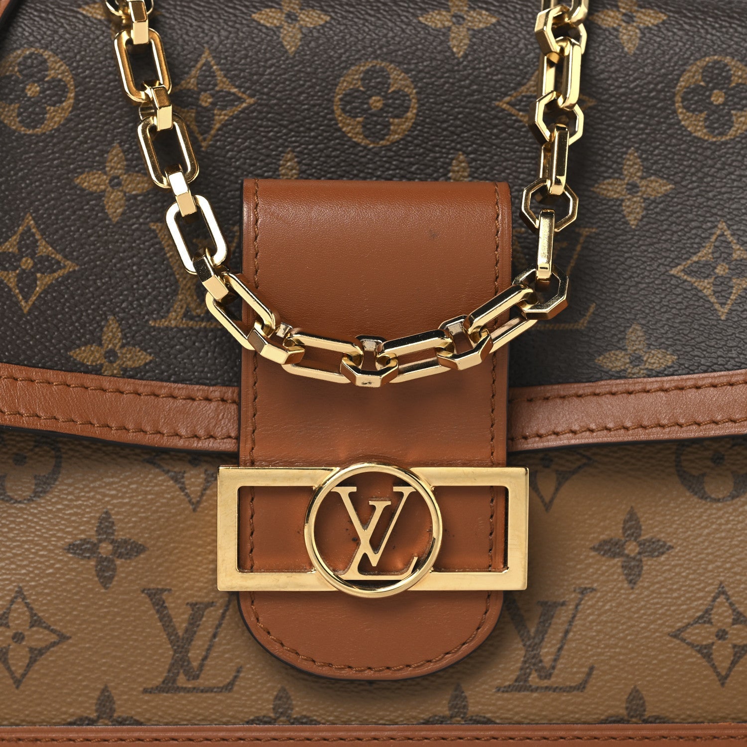 Reverse Monogram Dauphine MM