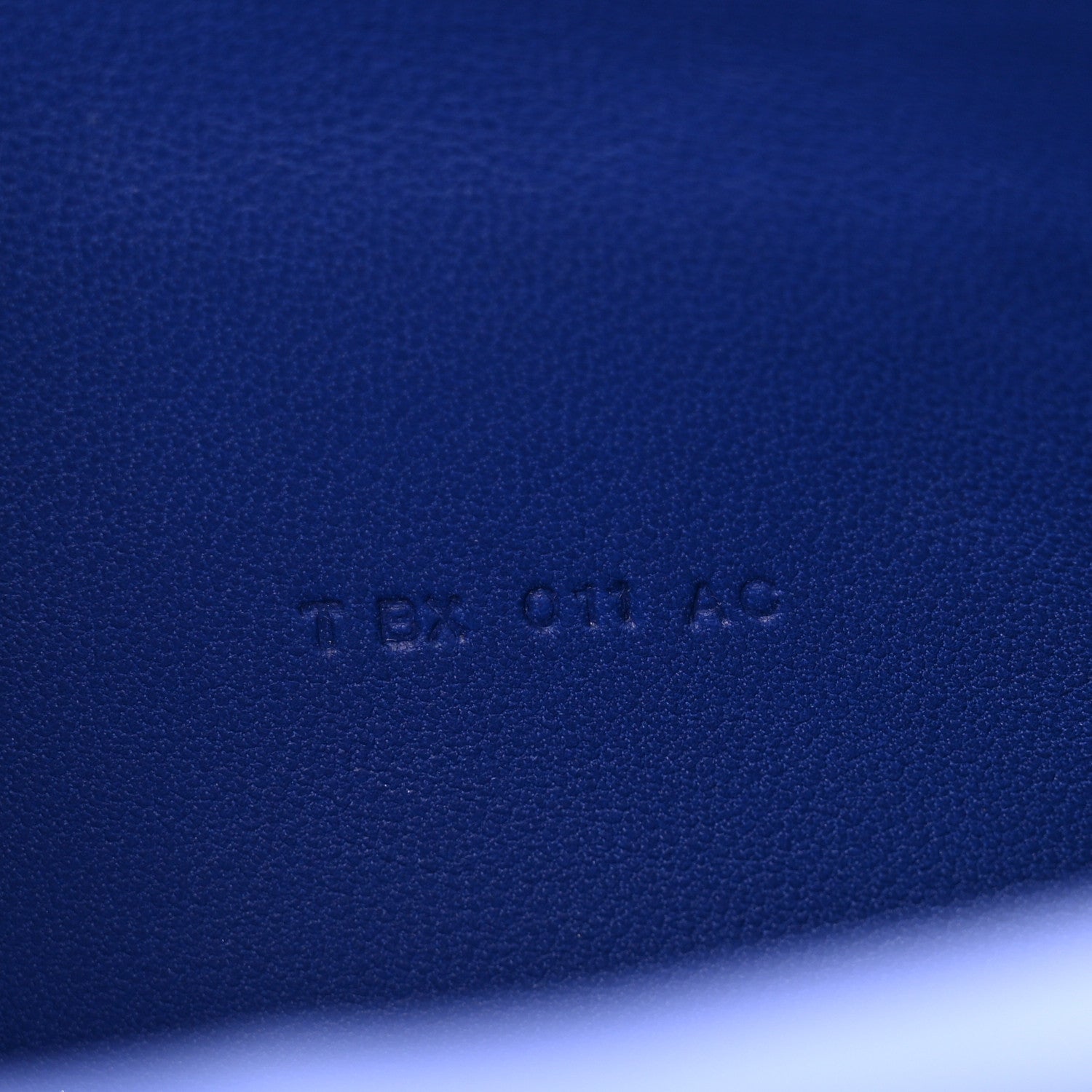 Togo Dogon Duo Wallet Bleu Electrique