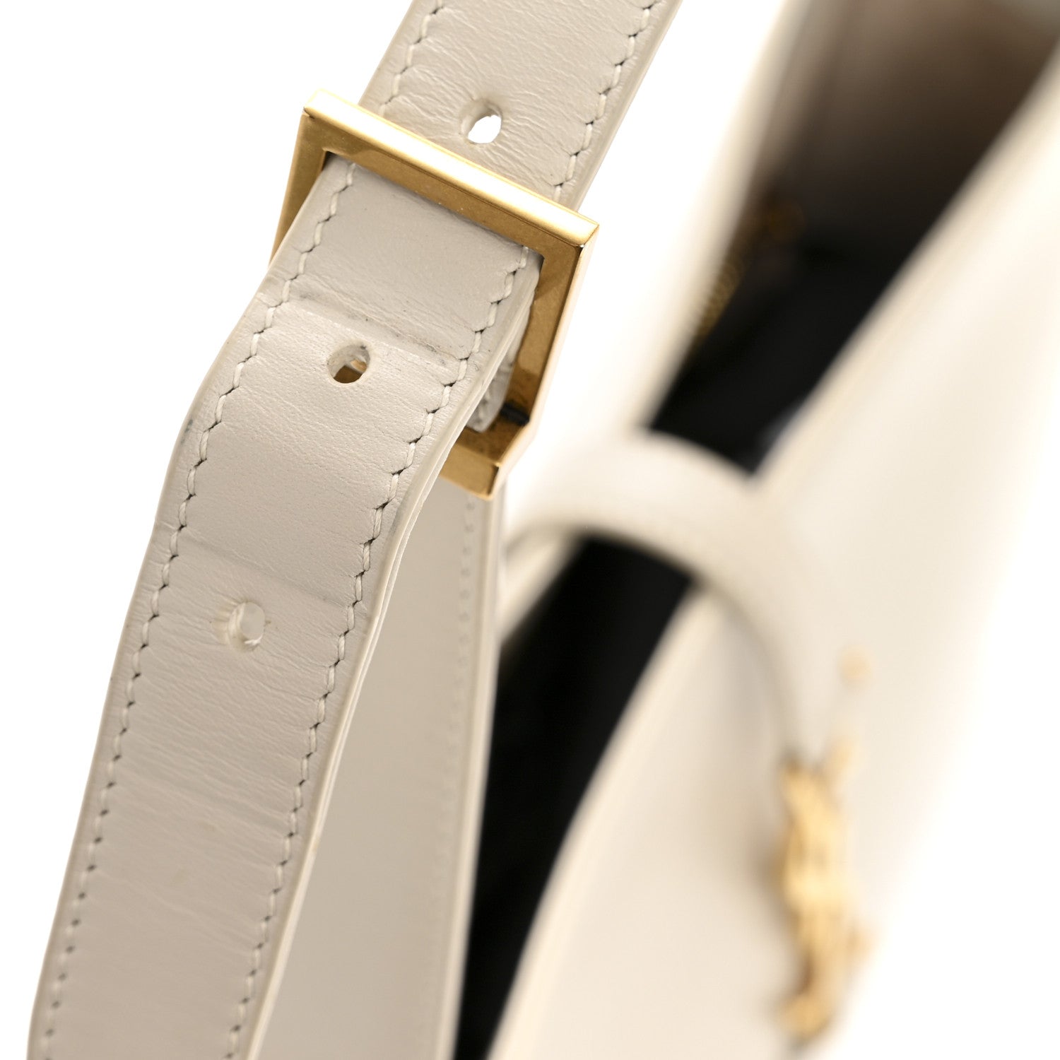 Smooth Calfskin Le 5 A 7 Hobo Crema Soft