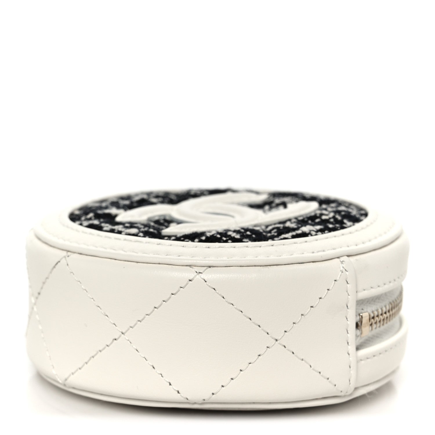 Tweed Quilted Round Filigree Pouch With Chain White Black