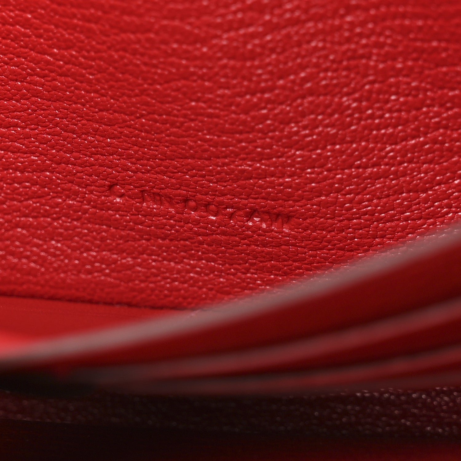 Chevre Mysore Kelly Longue Wallet Rouge Casaque