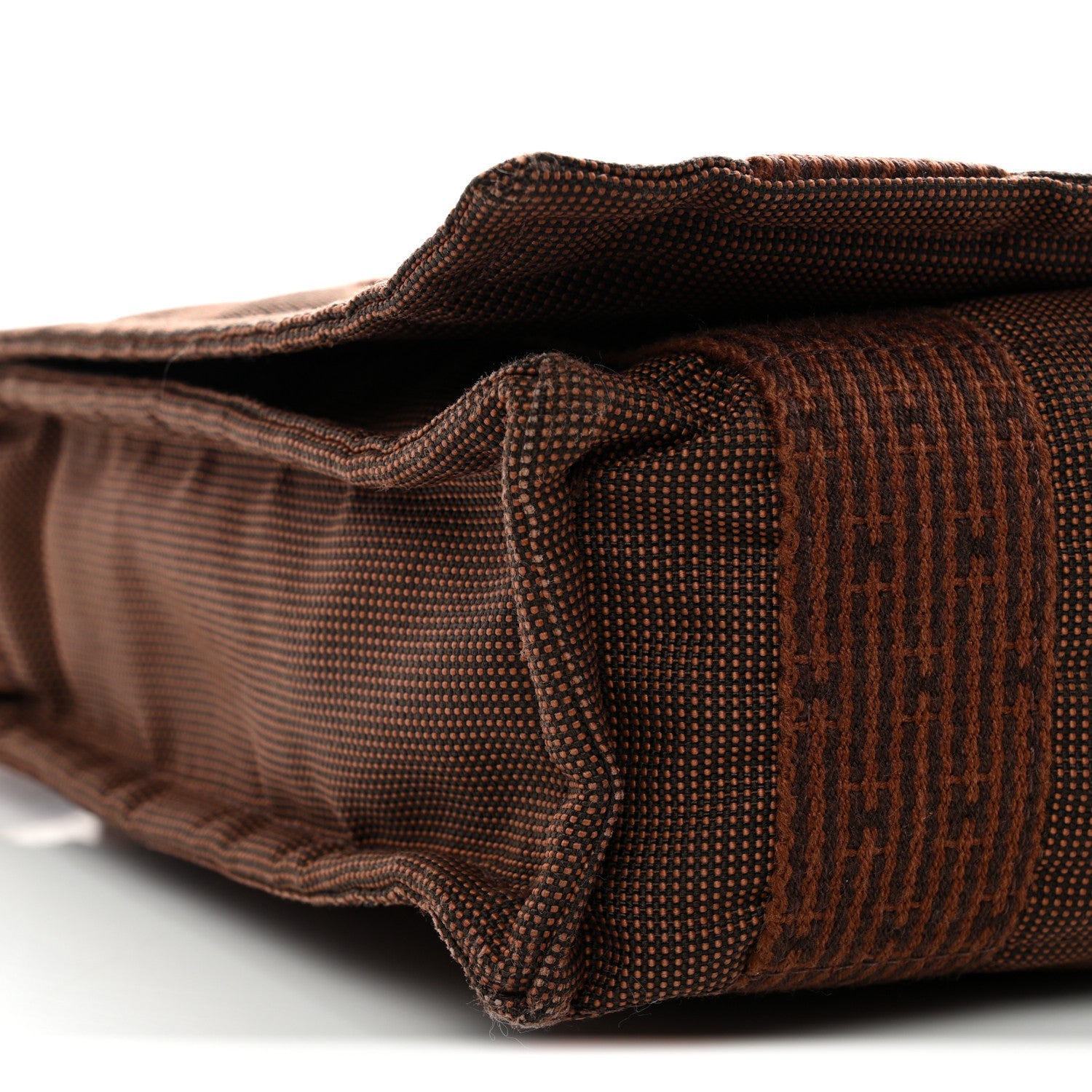 Canvas Herline Messenger Bag Brown