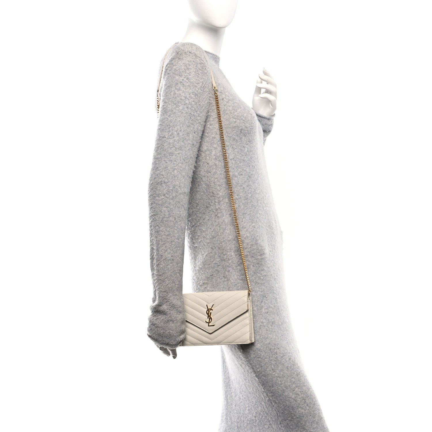 Grain De Poudre Matelasse Chevron Cassandre Envelope Chain Wallet Crema Soft