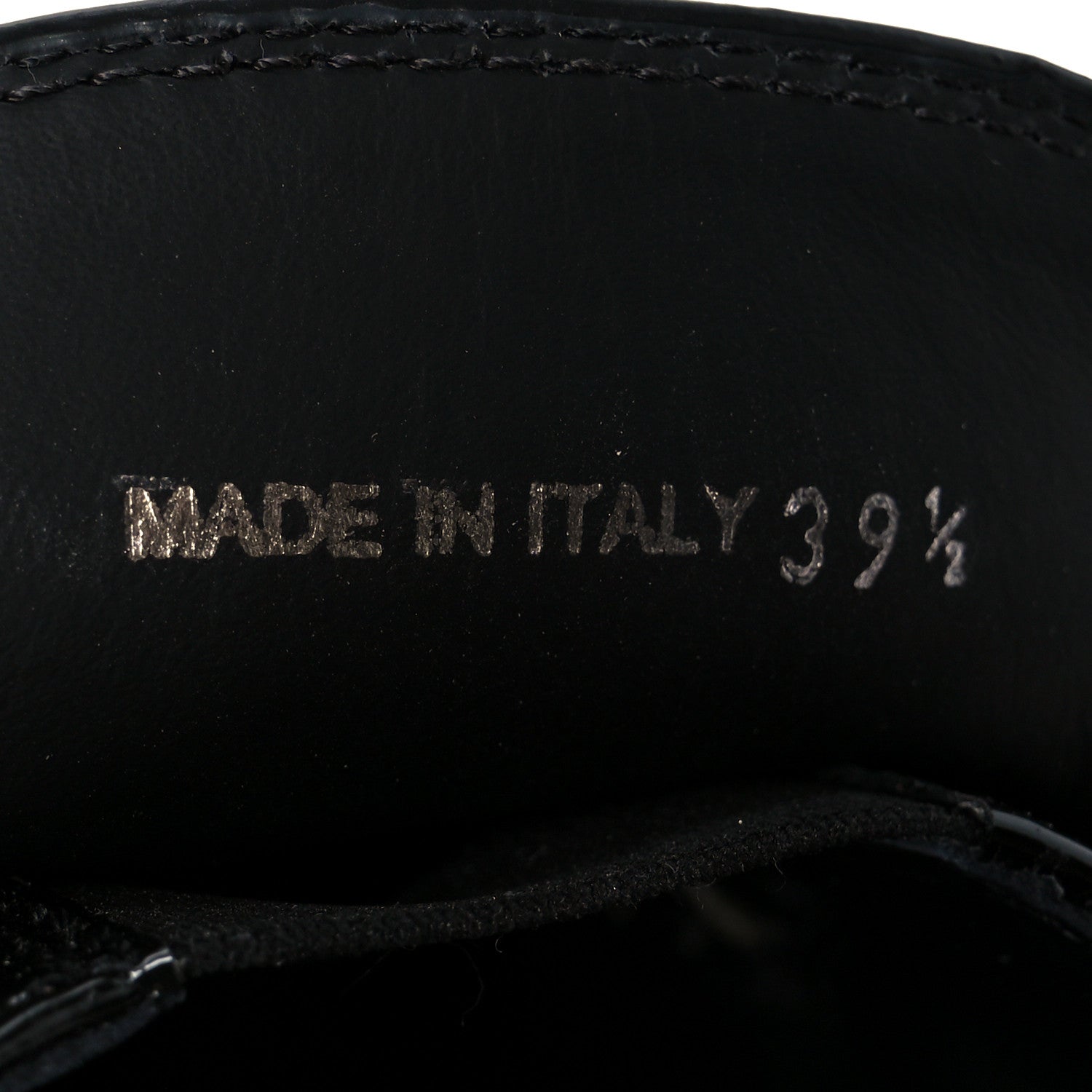 Vernice Metal Triangle Logo 50mm Loafers 39.5 Black