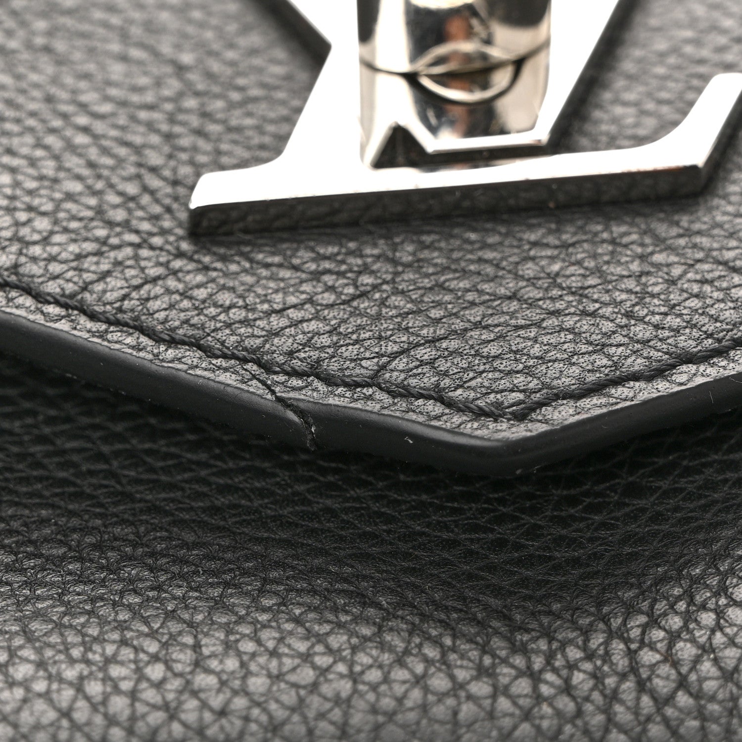 Soft Calfskin Mylockme Chain Bag BB Black