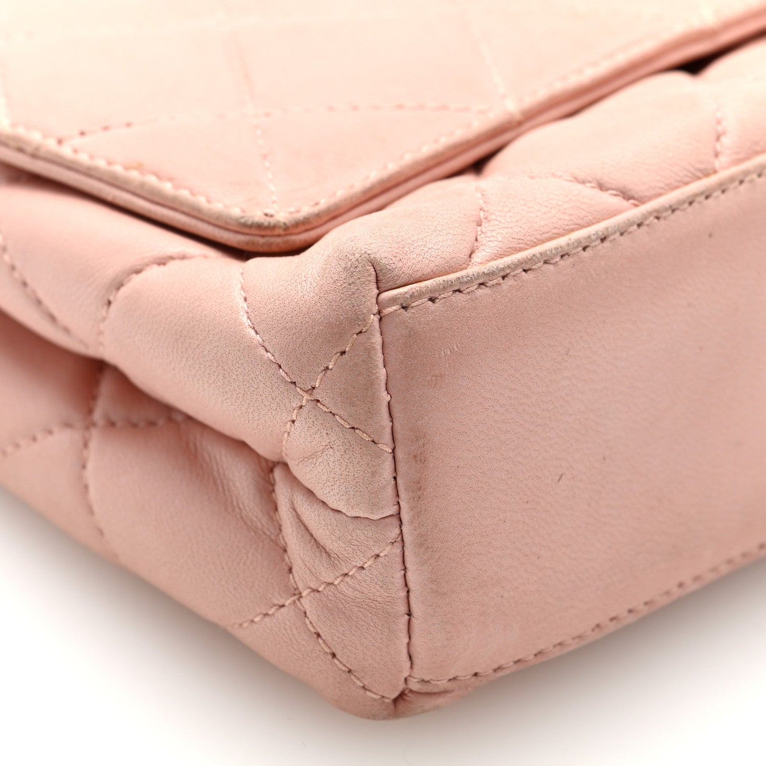 Lambskin Camellia Mini Flap Pink