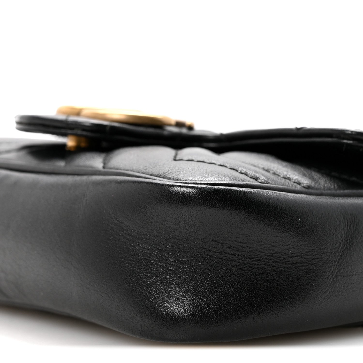 Calfskin Matelasse Super Mini GG Marmont Shoulder Bag Black