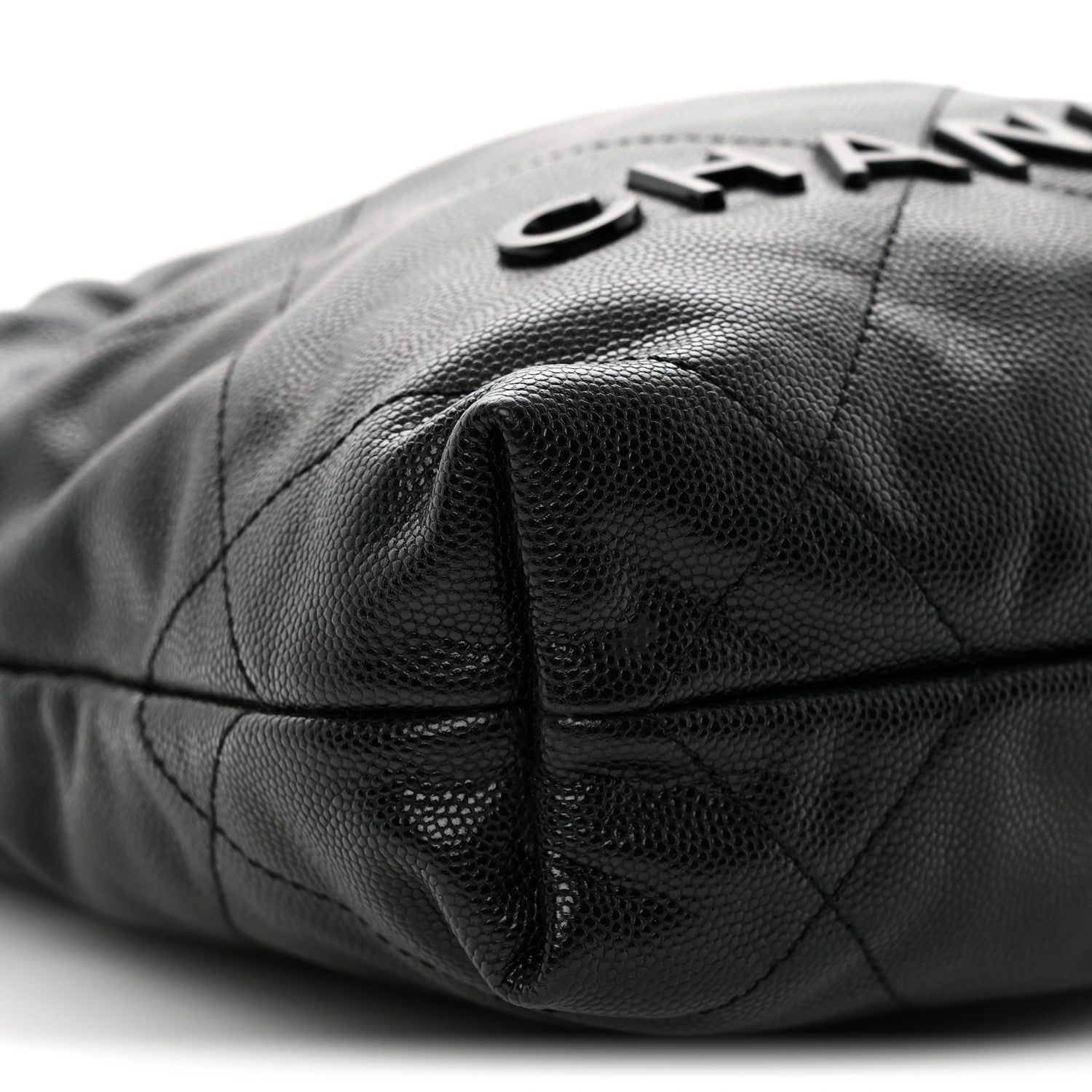 Shiny Caviar Quilted Monochrome Mini Chanel 22 Black