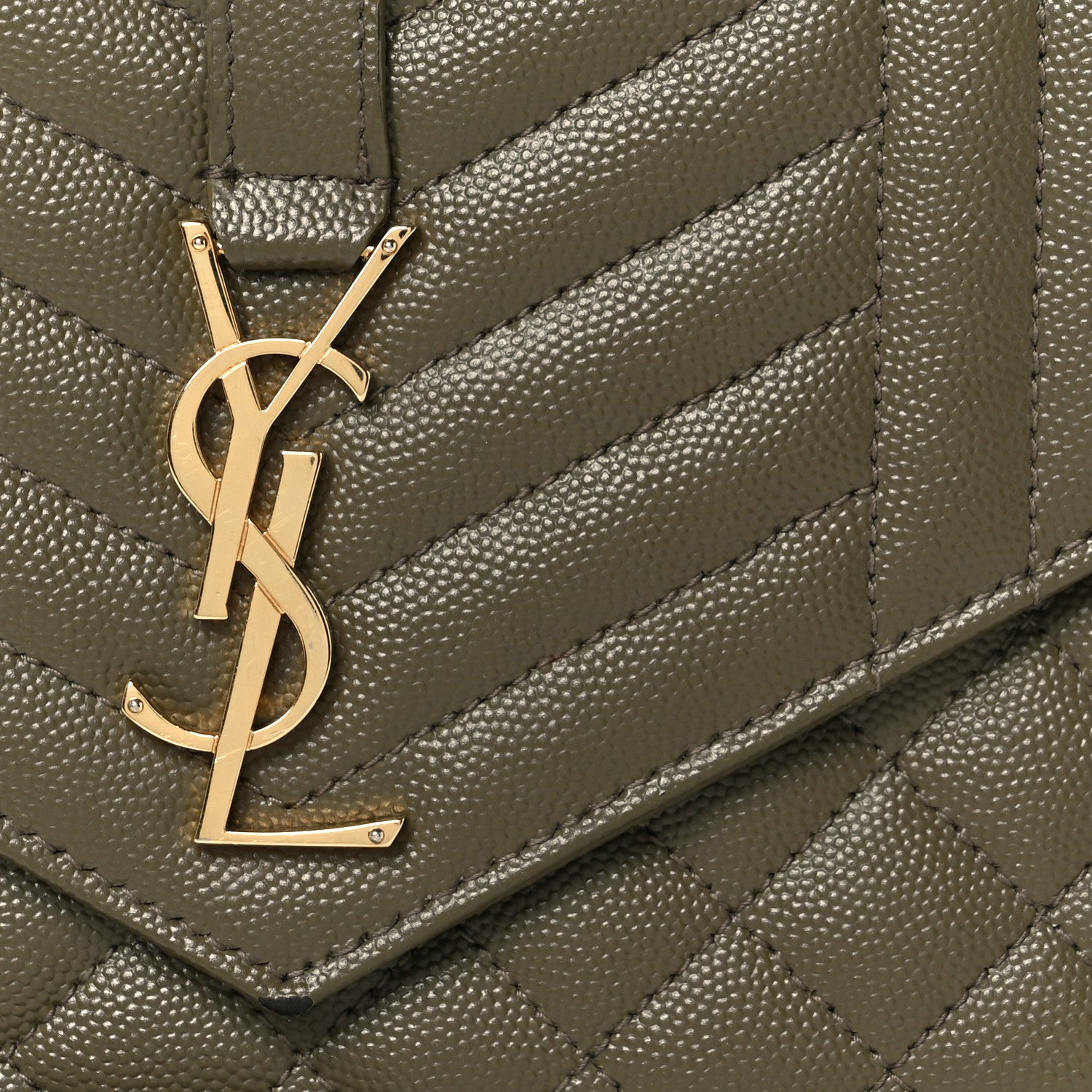 Grain De Poudre Textured Mixed Matelasse Triquilt Monogram Clutch Vert Kaki