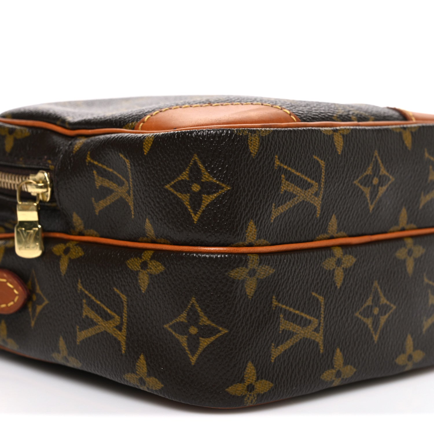 Monogram Amazone