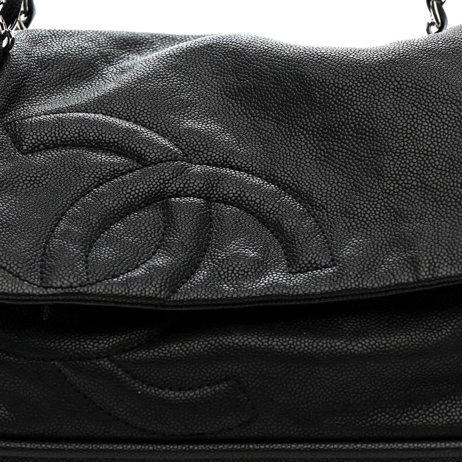 Caviar Diagonal Ligne Flap Black
